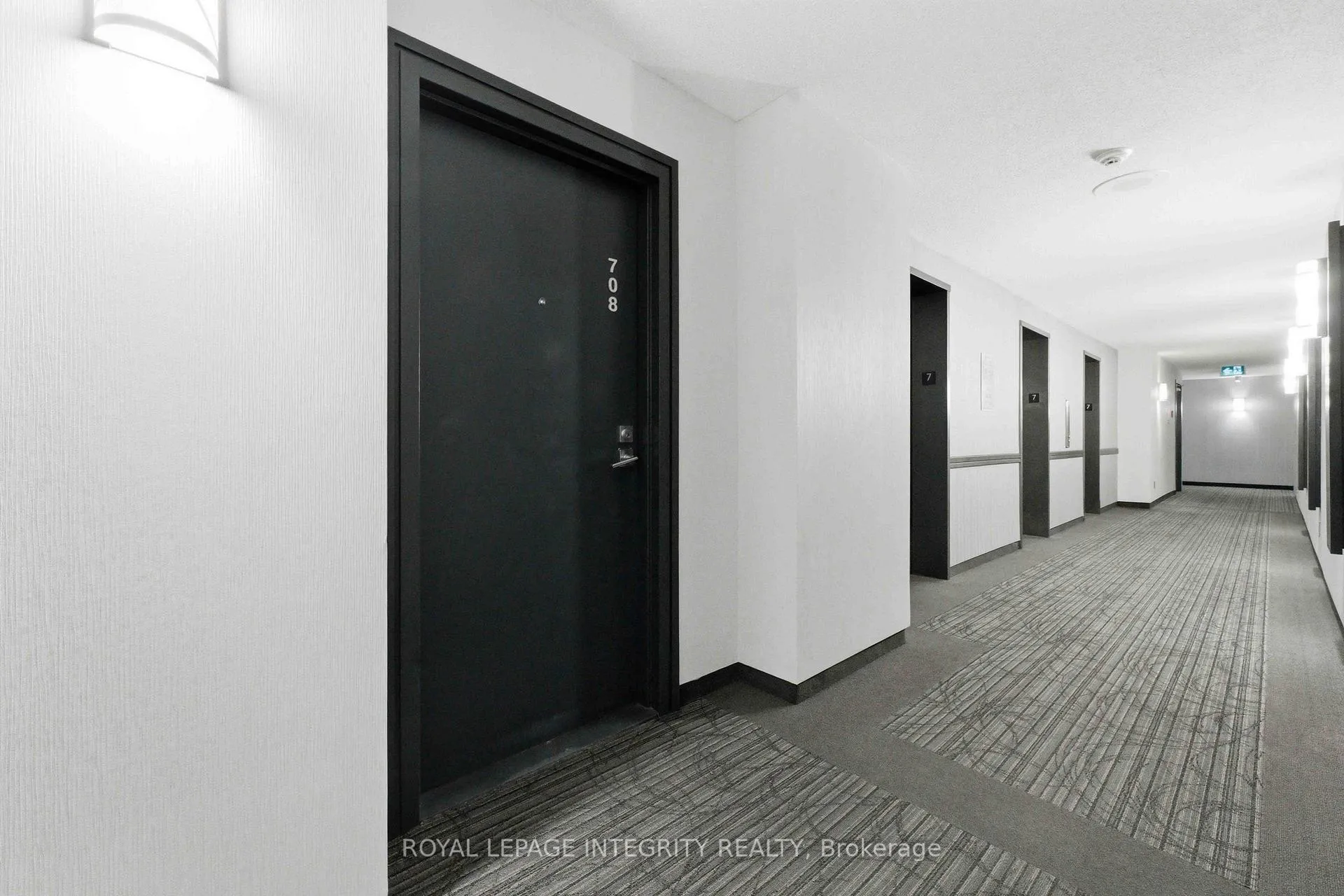 Photo 5 of Unit 708, 1500 Riverside Drive, Ottawa, Riverview Park — HOMEH