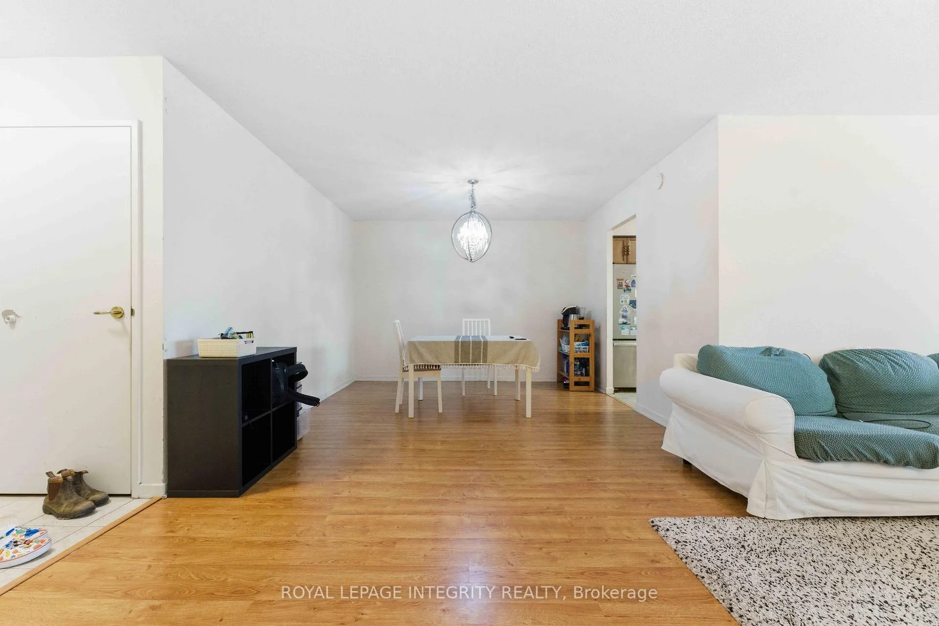 Photo 10 of Unit 708, 1500 Riverside Drive, Ottawa, Riverview Park — HOMEH