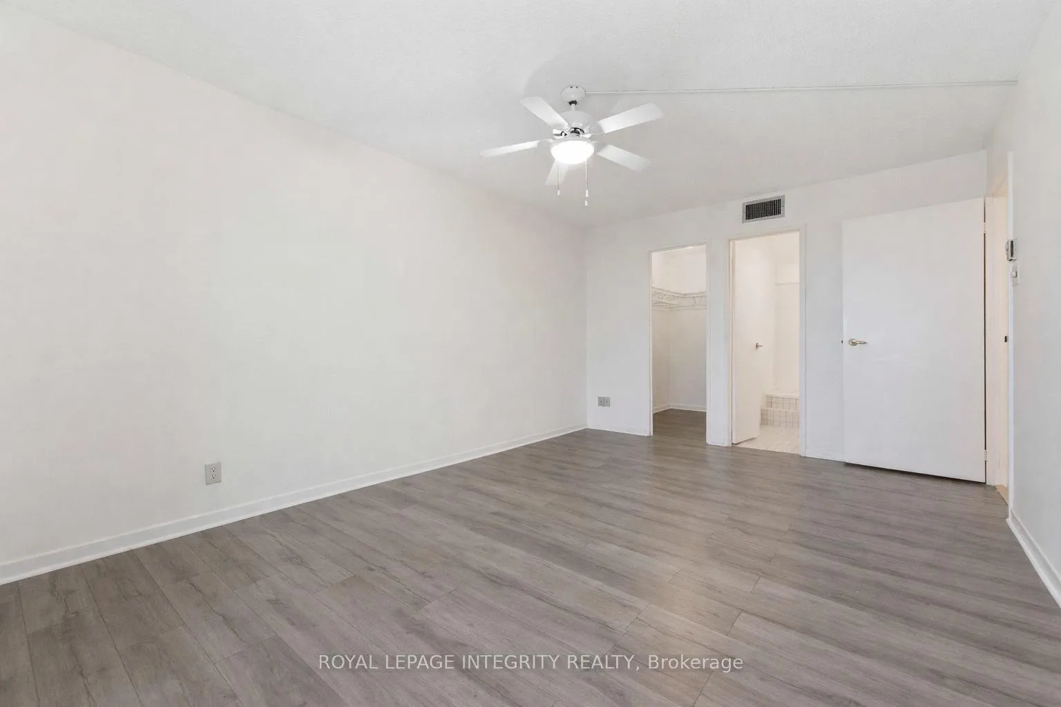 Photo 22 of Unit 708, 1500 Riverside Drive, Ottawa, Riverview Park — HOMEH