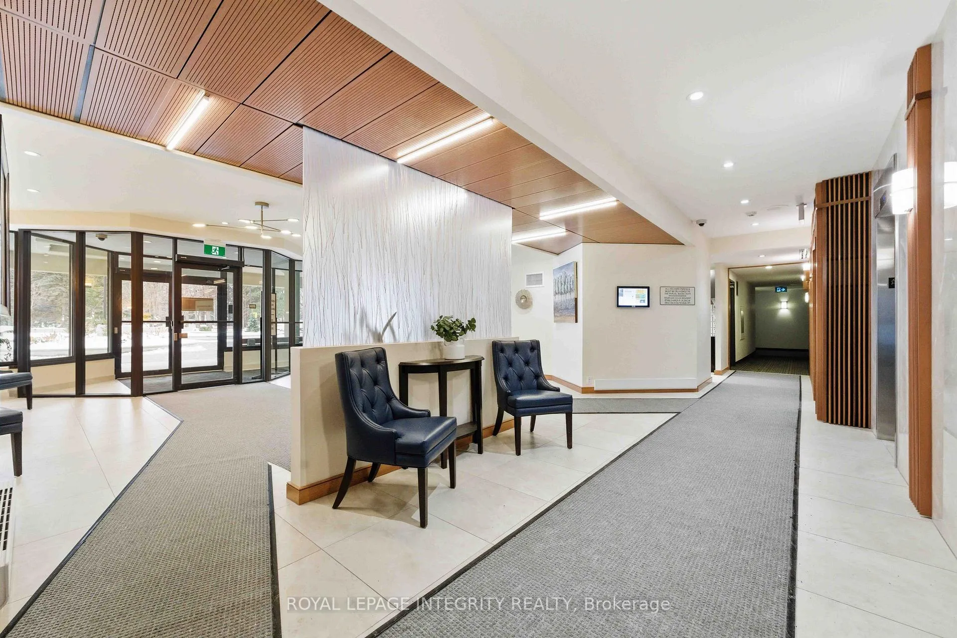 Photo 27 of Unit 708, 1500 Riverside Drive, Ottawa, Riverview Park — HOMEH