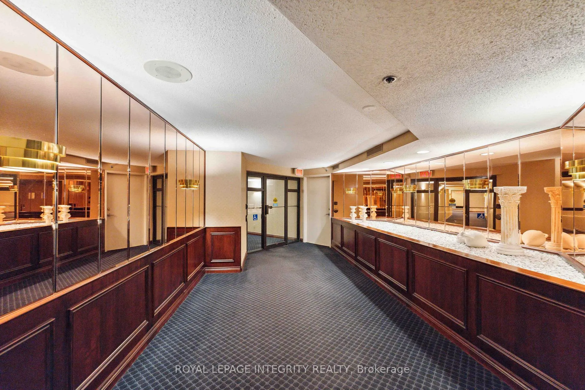 Photo 37 of Unit 708, 1500 Riverside Drive, Ottawa, Riverview Park — HOMEH