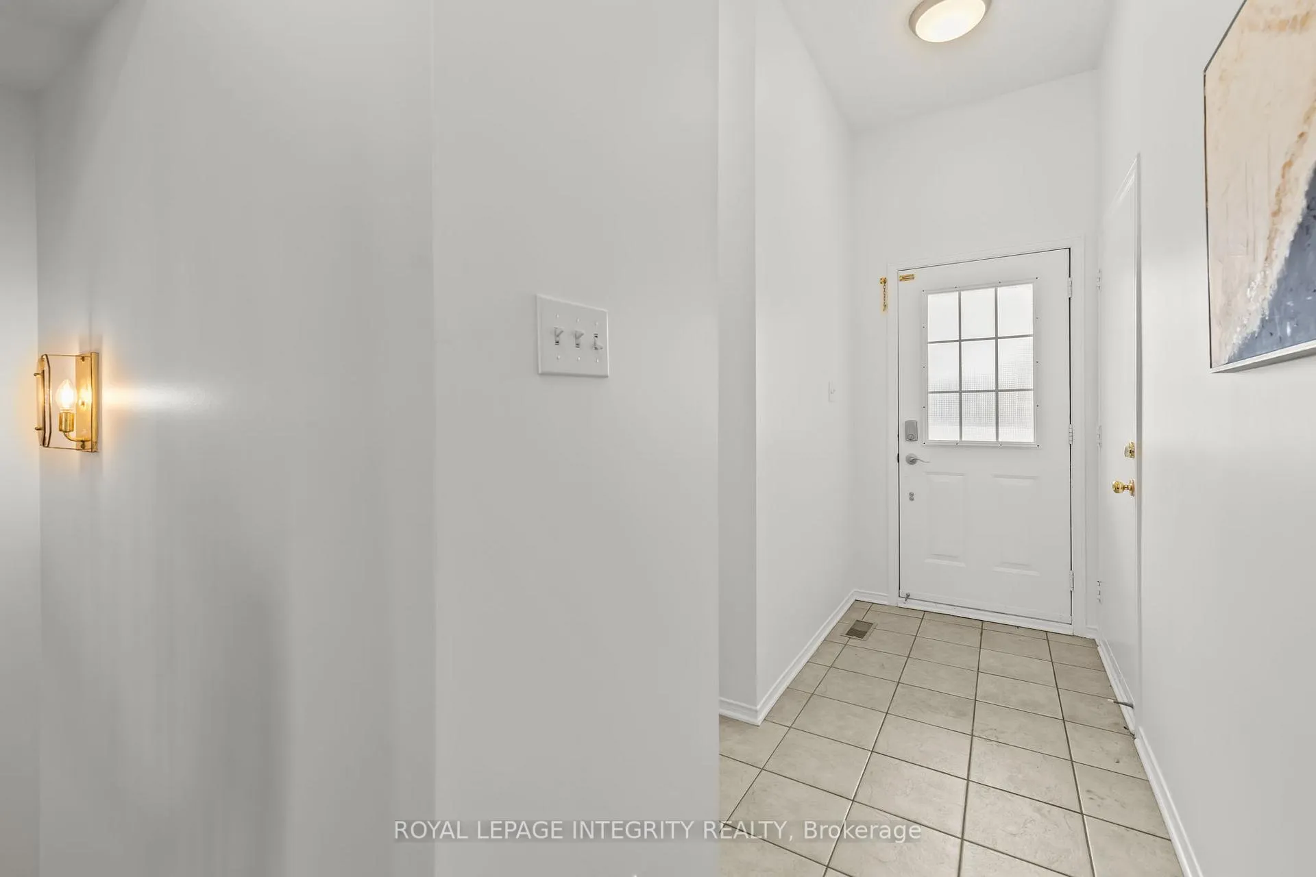 Photo 4 of 25 Southpointe Avenue, Ottawa, Barrhaven - Longfields — HOMEH