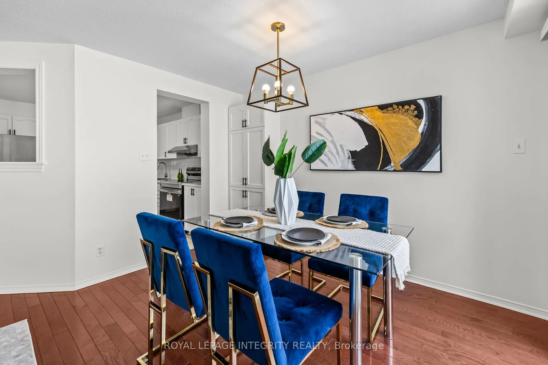Photo 11 of 25 Southpointe Avenue, Ottawa, Barrhaven - Longfields — HOMEH