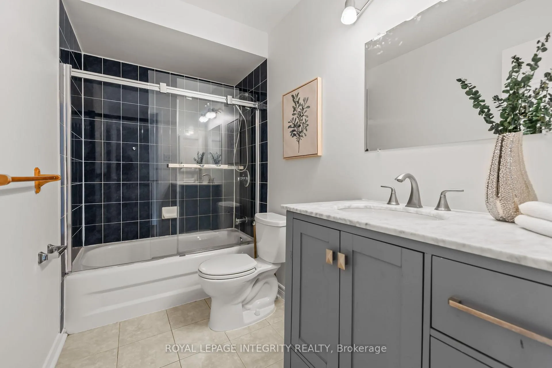 Photo 21 of 25 Southpointe Avenue, Ottawa, Barrhaven - Longfields — HOMEH