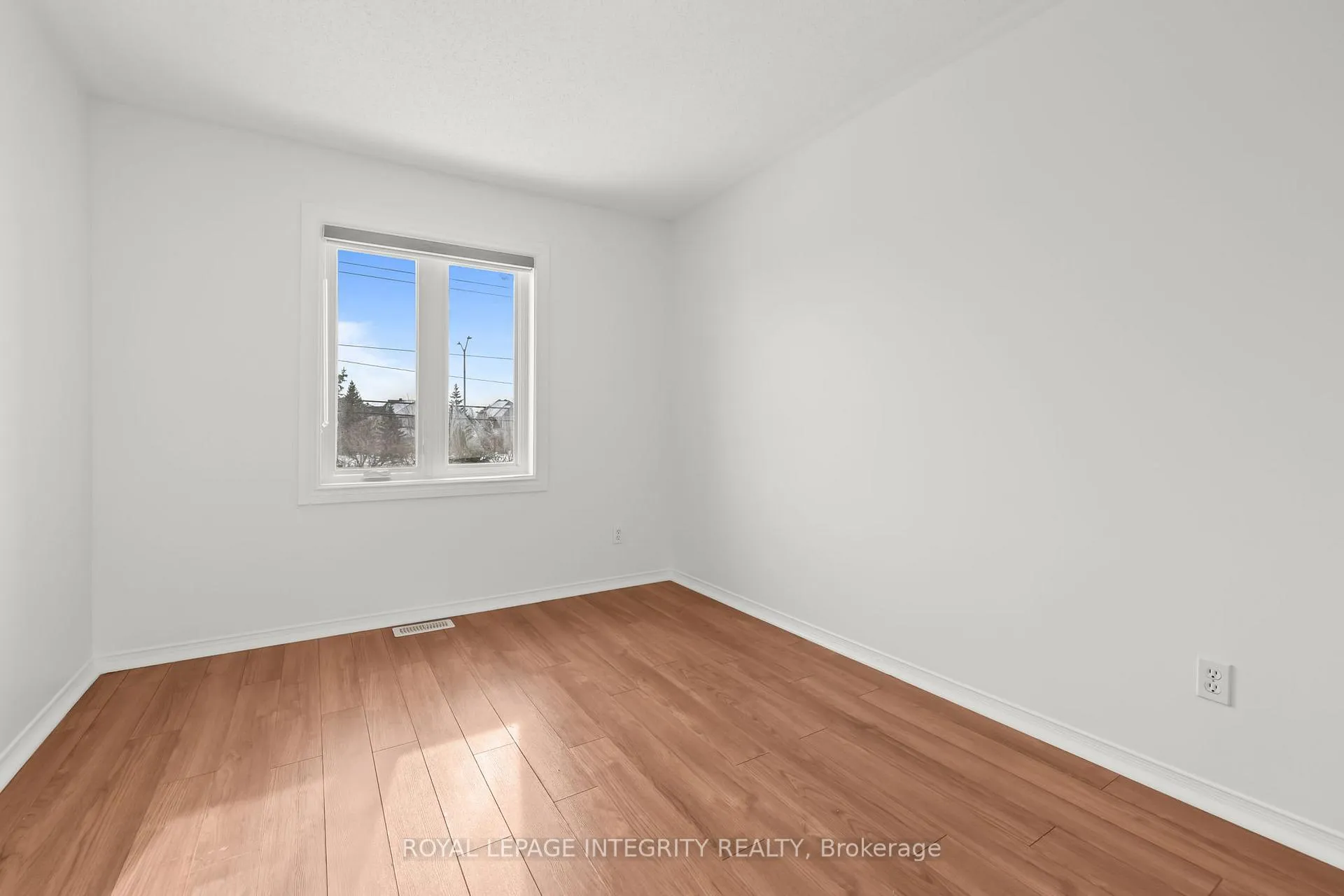 Photo 22 of 25 Southpointe Avenue, Ottawa, Barrhaven - Longfields — HOMEH