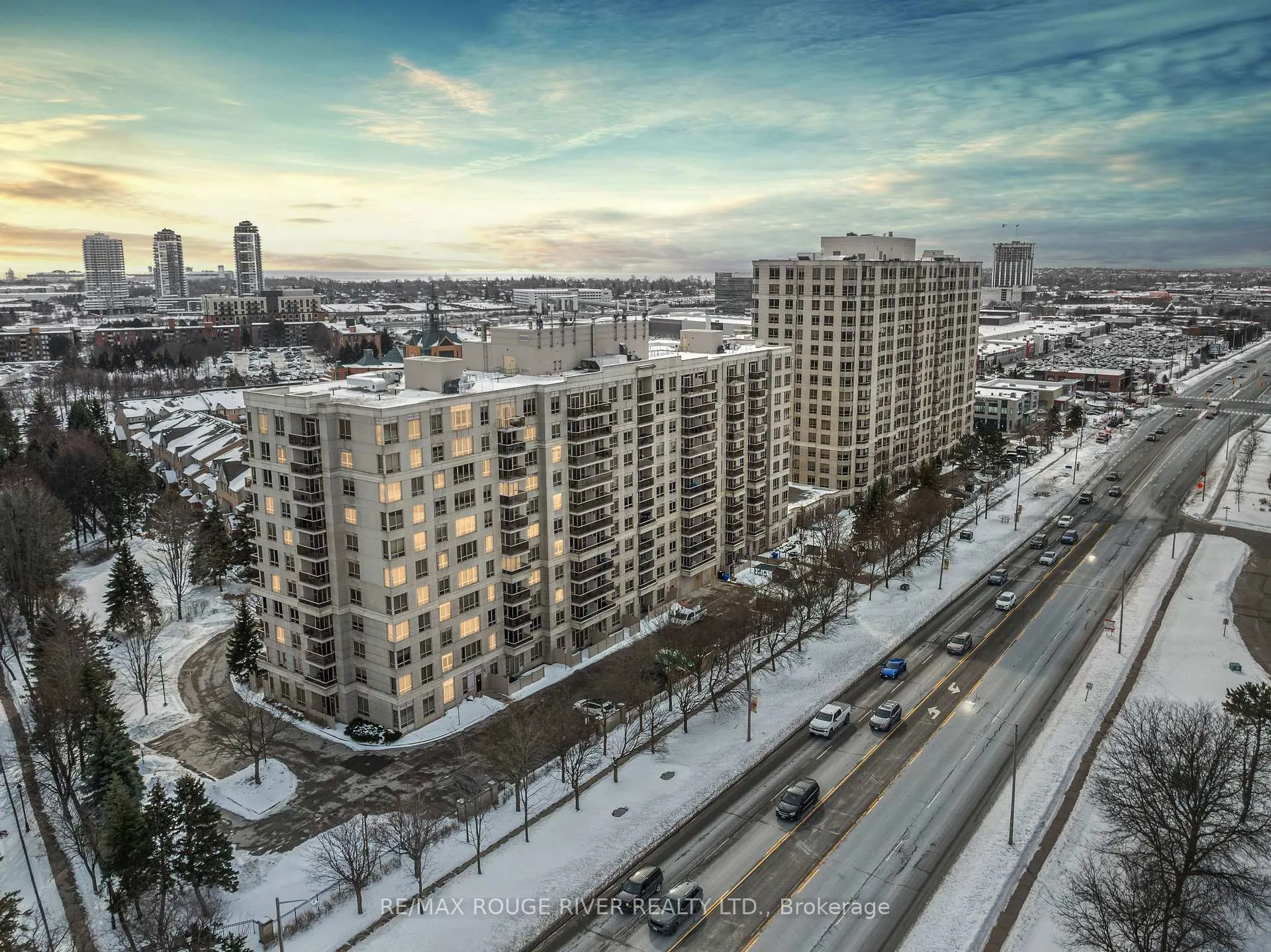 Photo 1 of Unit 818, 1200 The Esplanade Road N, Pickering, Town Centre — HOMEH