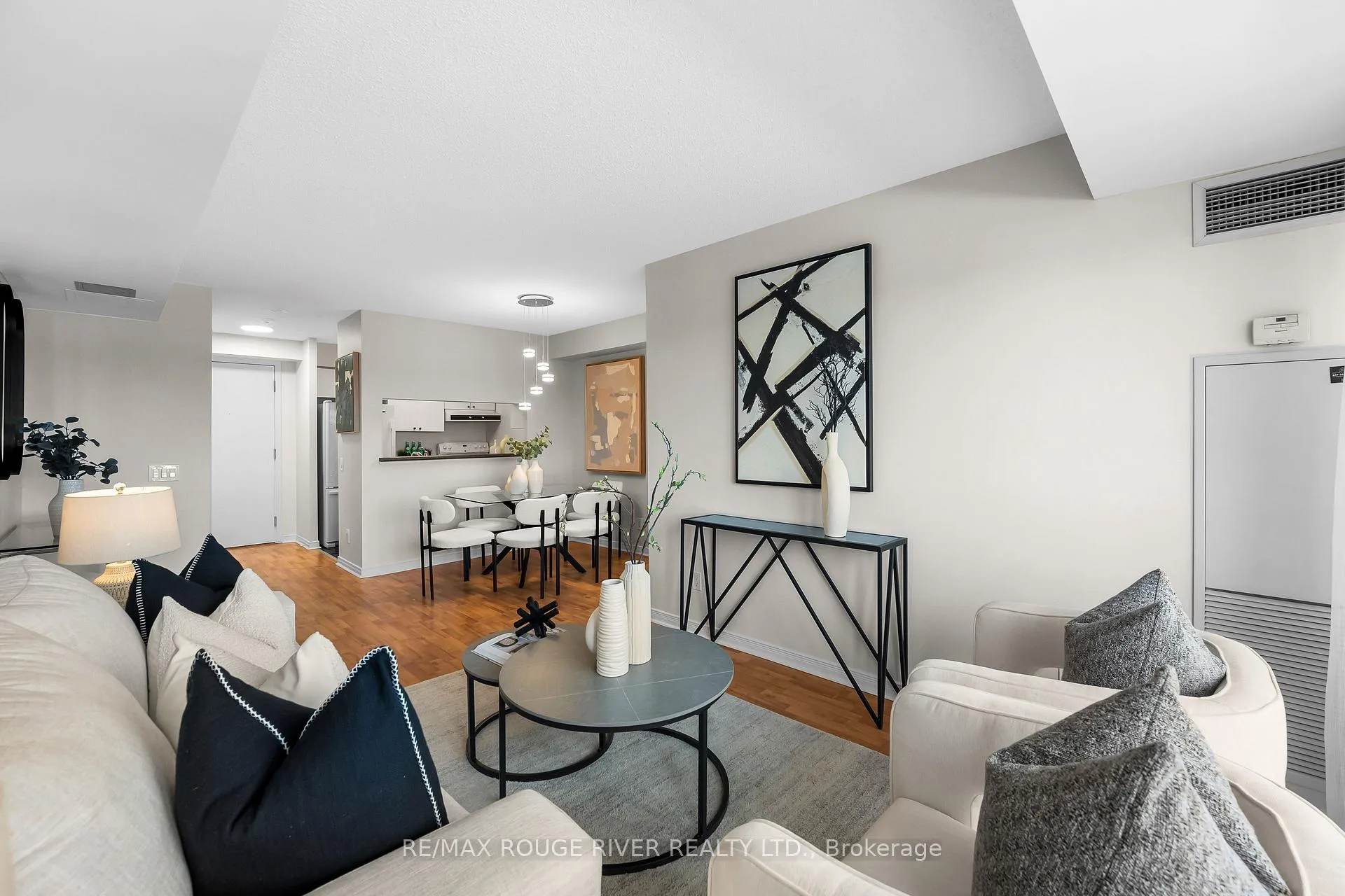 Photo 7 of Unit 818, 1200 The Esplanade Road N, Pickering, Town Centre — HOMEH