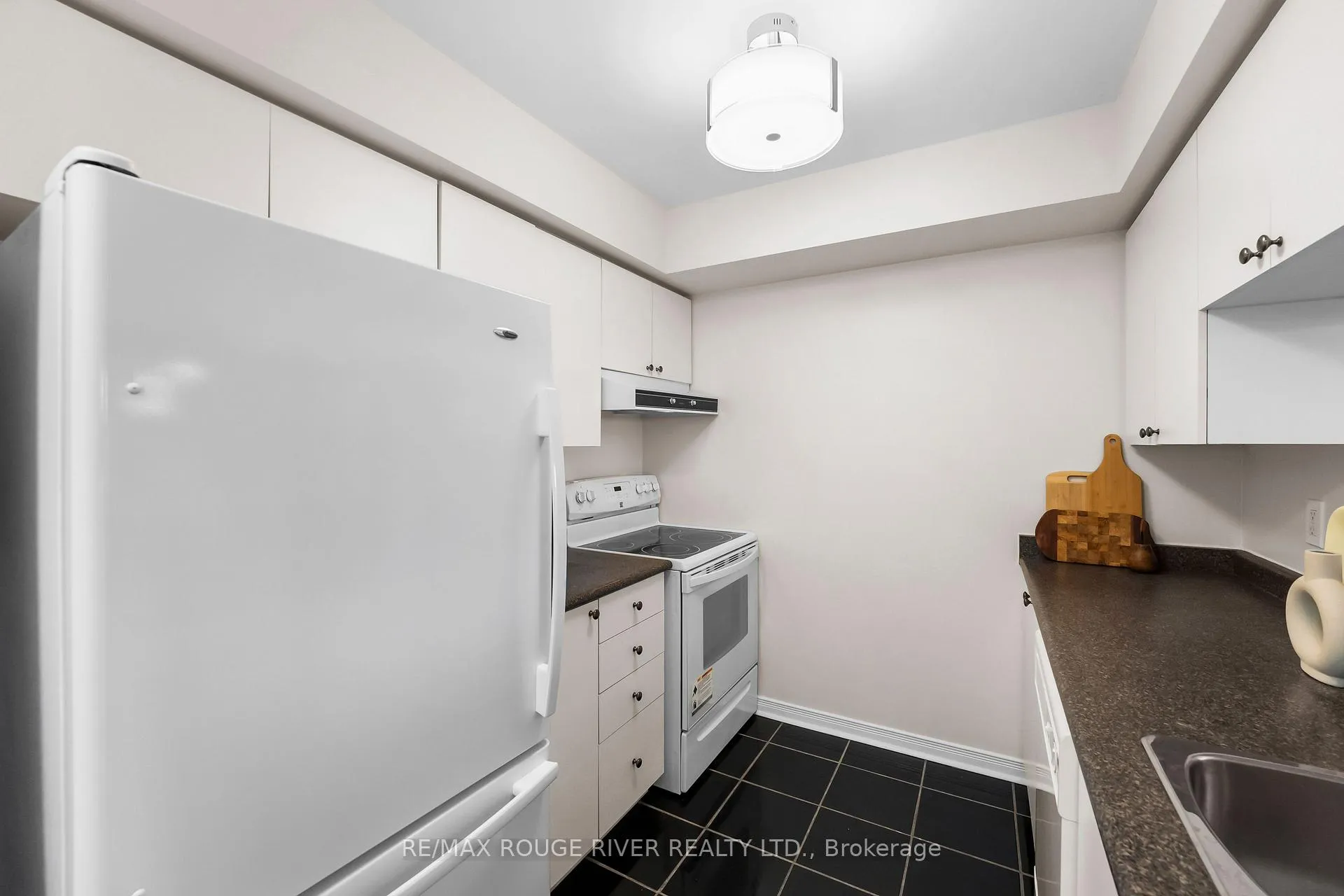 Photo 12 of Unit 818, 1200 The Esplanade Road N, Pickering, Town Centre — HOMEH