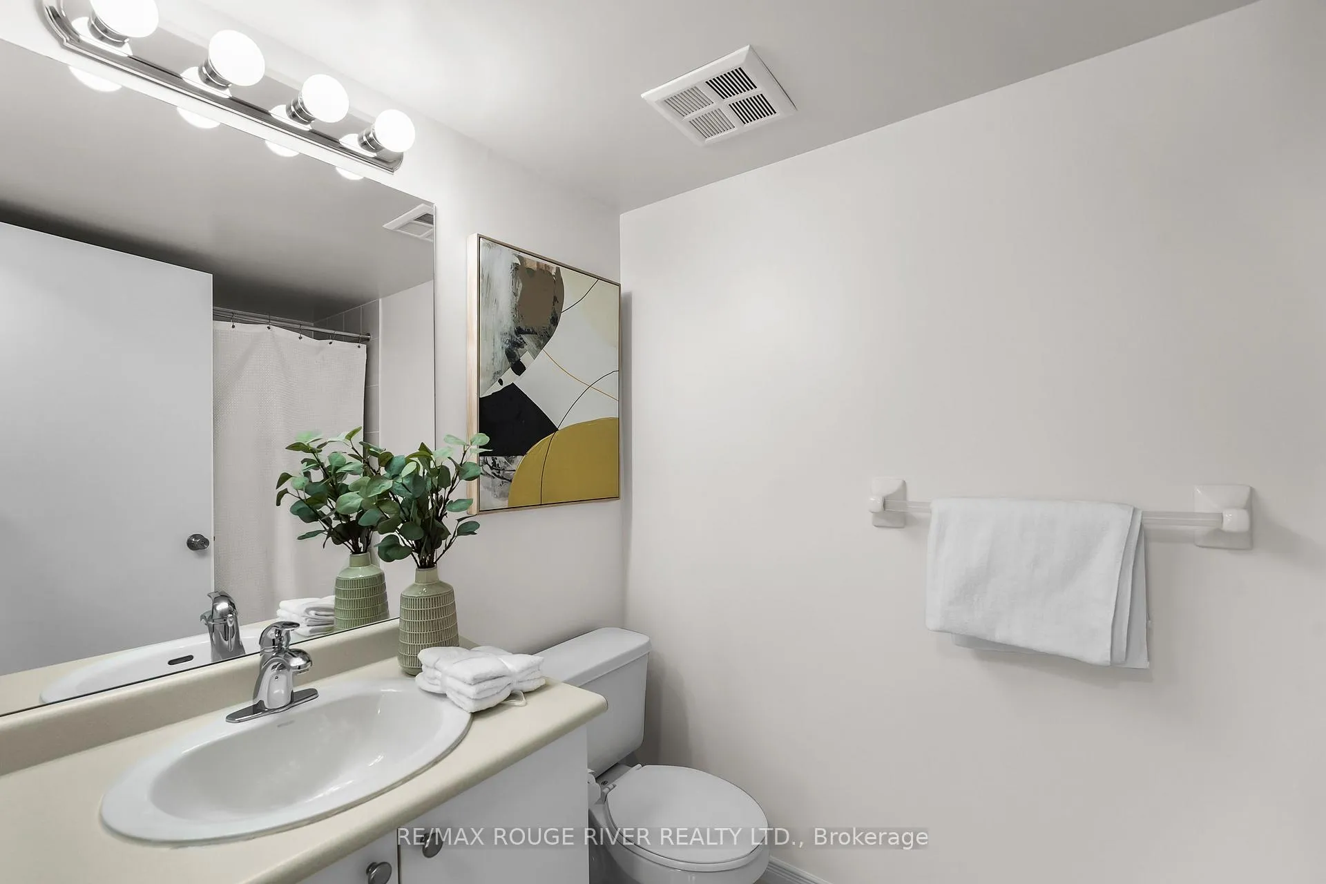 Photo 22 of Unit 818, 1200 The Esplanade Road N, Pickering, Town Centre — HOMEH