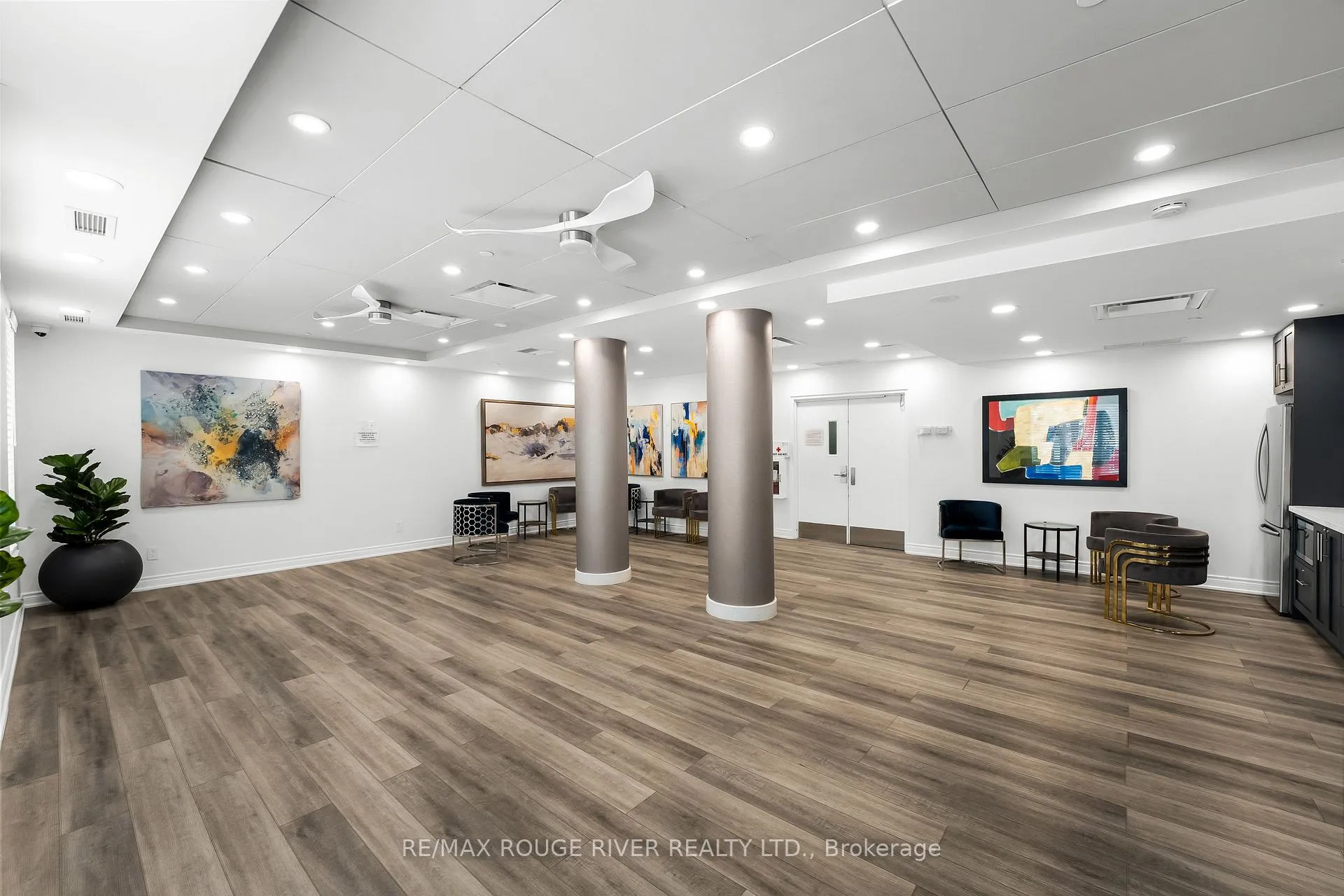 Photo 26 of Unit 818, 1200 The Esplanade Road N, Pickering, Town Centre — HOMEH