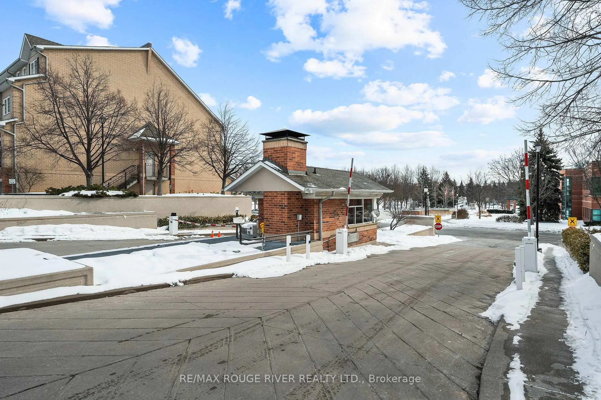 Photo 33 of Unit 818, 1200 The Esplanade Road N, Pickering, Town Centre — HOMEH
