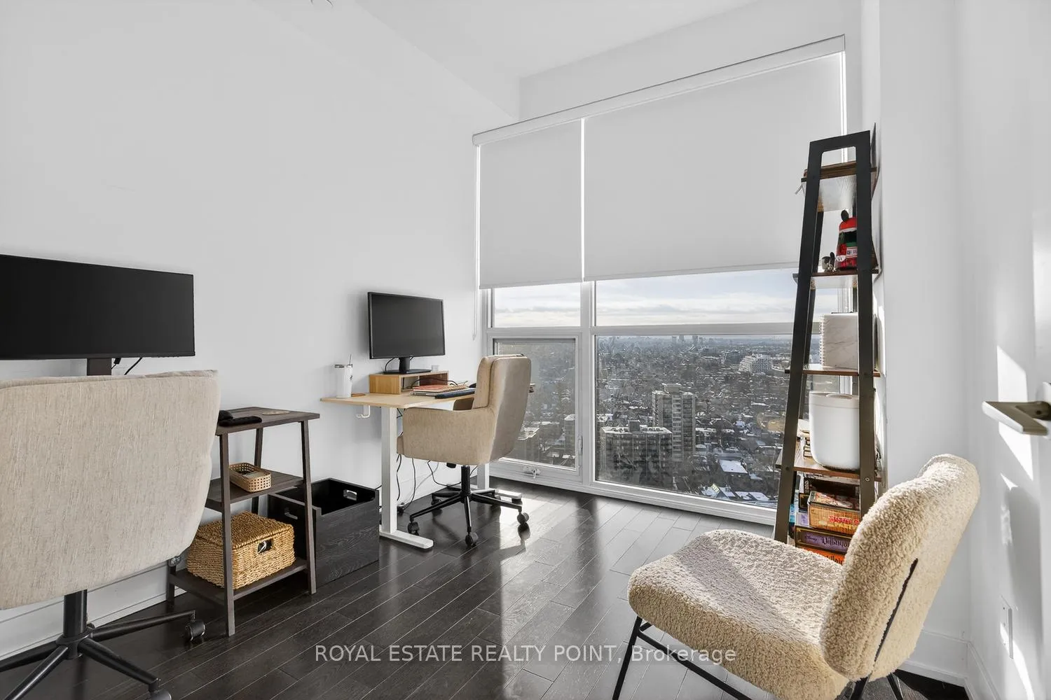 Photo 9 of Unit 2409, 181 Bedford Road, Toronto, The Annex — HOMEH