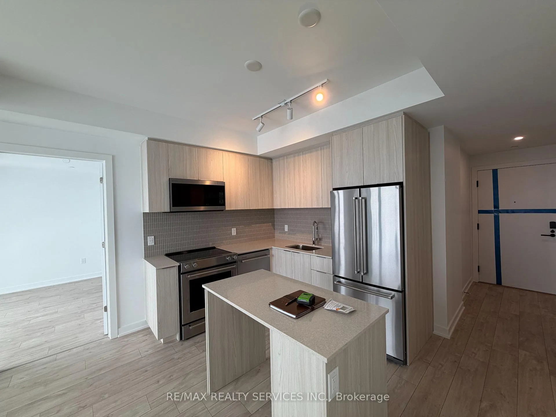 Photo 1 of Unit 517, 720 Whitlock Avenue, Milton, Cobban — HOMEH