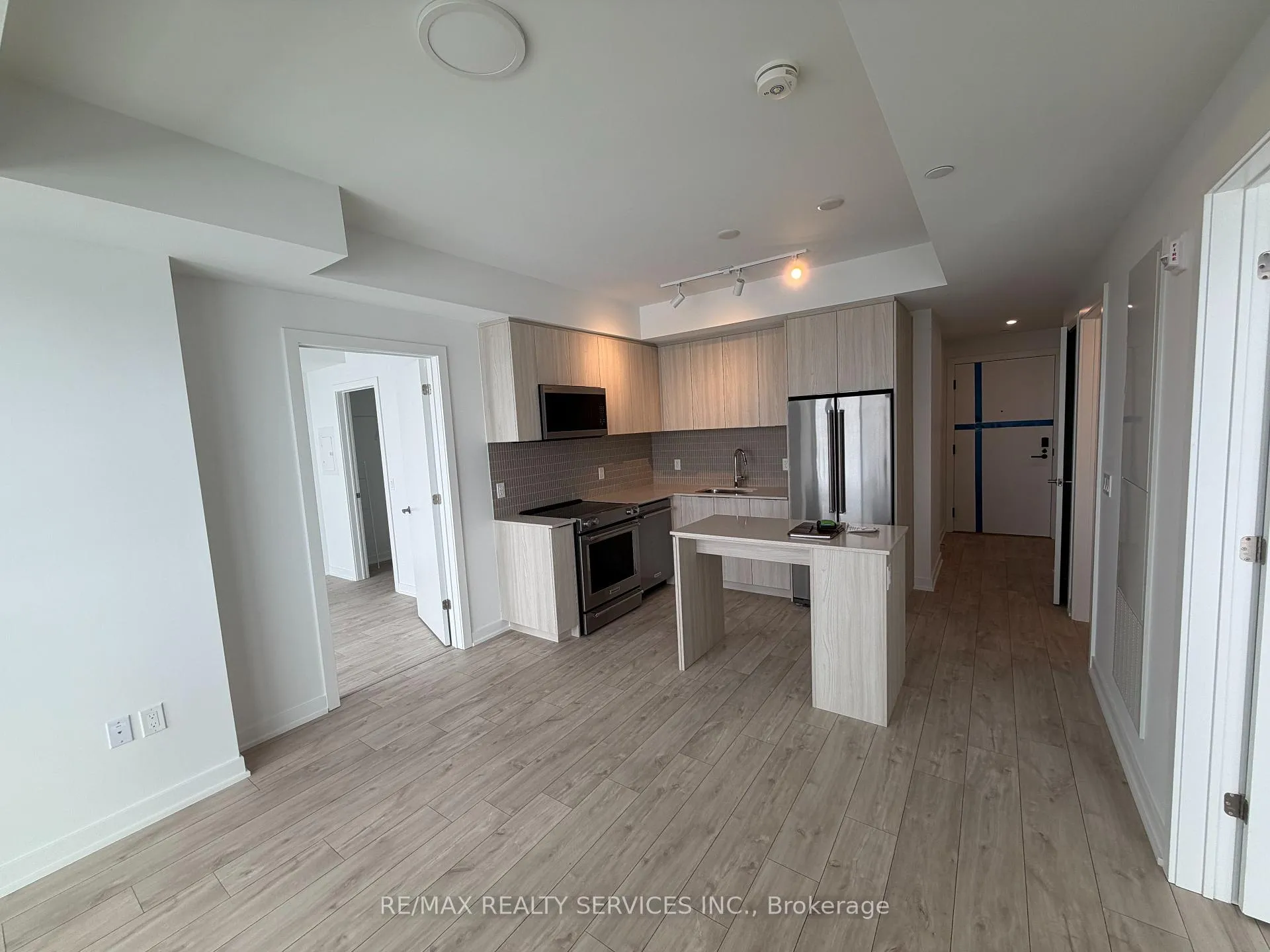 Photo 2 of Unit 517, 720 Whitlock Avenue, Milton, Cobban — HOMEH