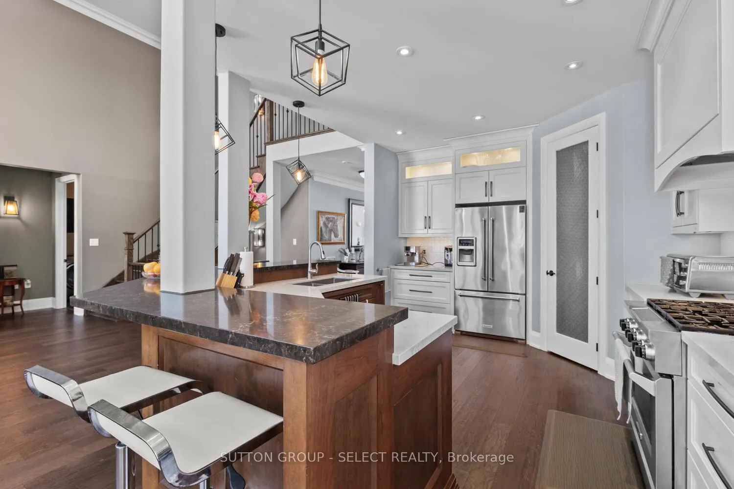 Photo 8 of 276 Sunnybrae Avenue, Innisfil, Stroud — HOMEH