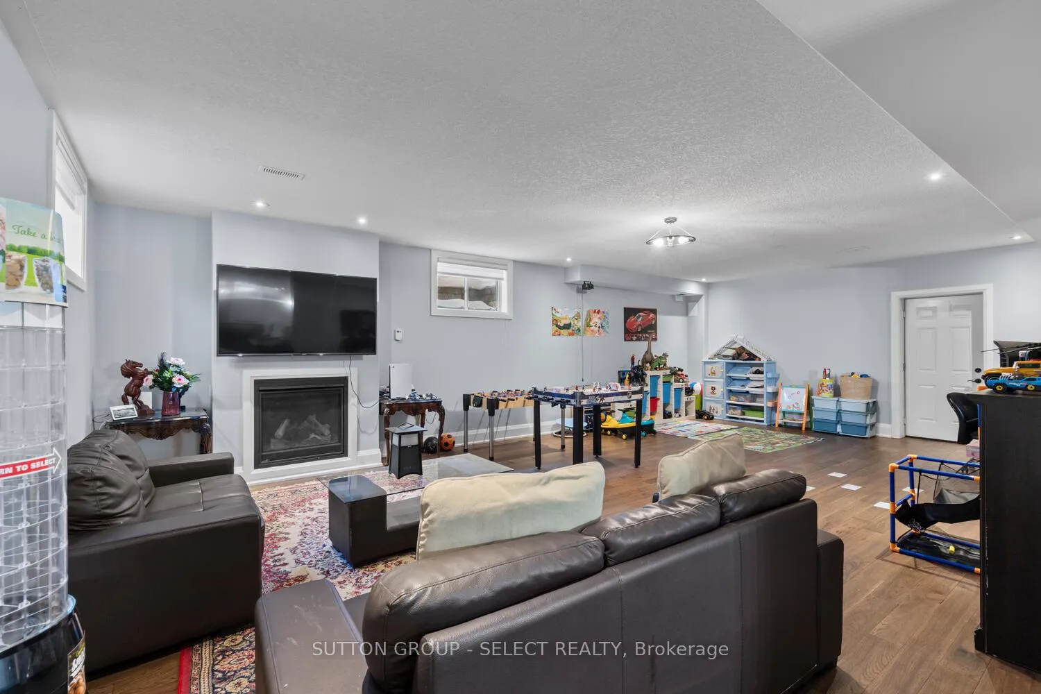 Photo 35 of 276 Sunnybrae Avenue, Innisfil, Stroud — HOMEH