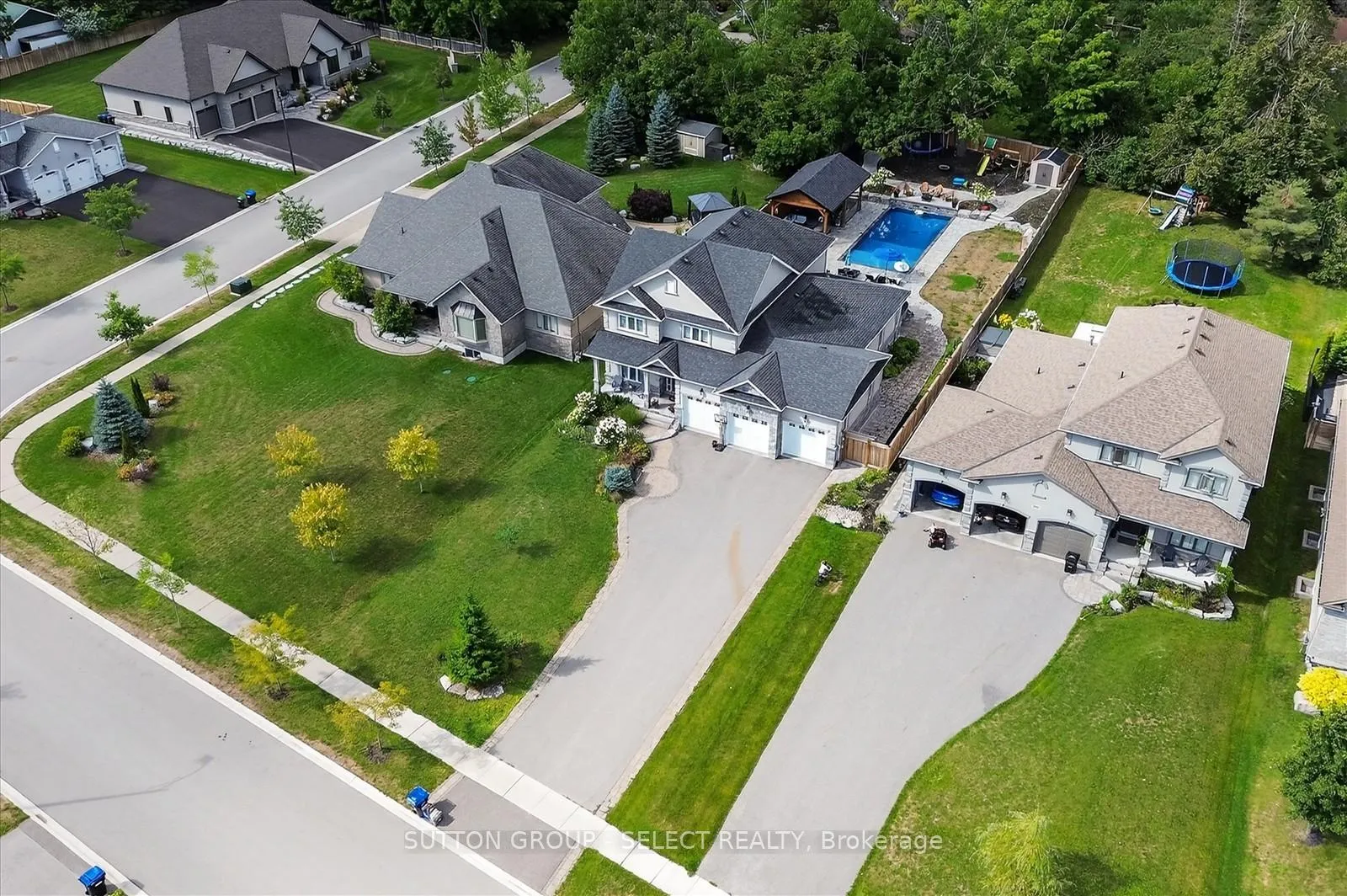 Photo 40 of 276 Sunnybrae Avenue, Innisfil, Stroud — HOMEH