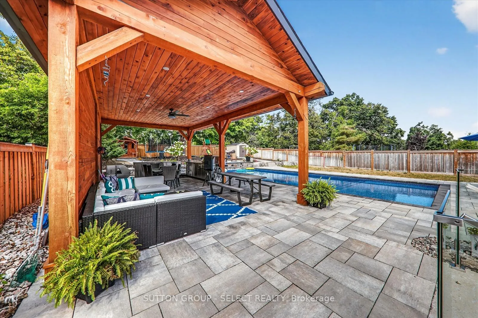 Photo 43 of 276 Sunnybrae Avenue, Innisfil, Stroud — HOMEH