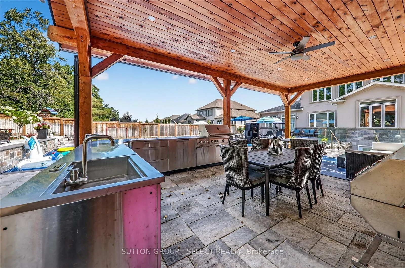 Photo 45 of 276 Sunnybrae Avenue, Innisfil, Stroud — HOMEH