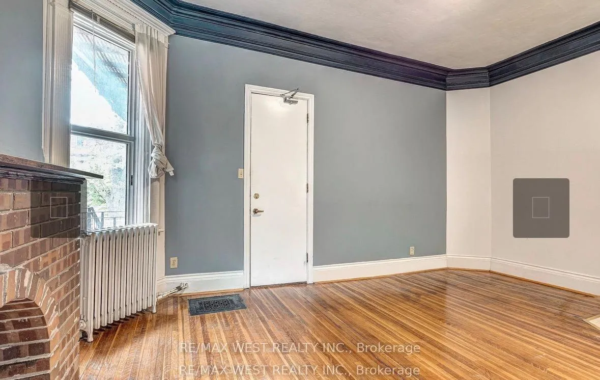 Photo 7 of Unit 102, 125 Madison Ave, Toronto, The Annex — HOMEH