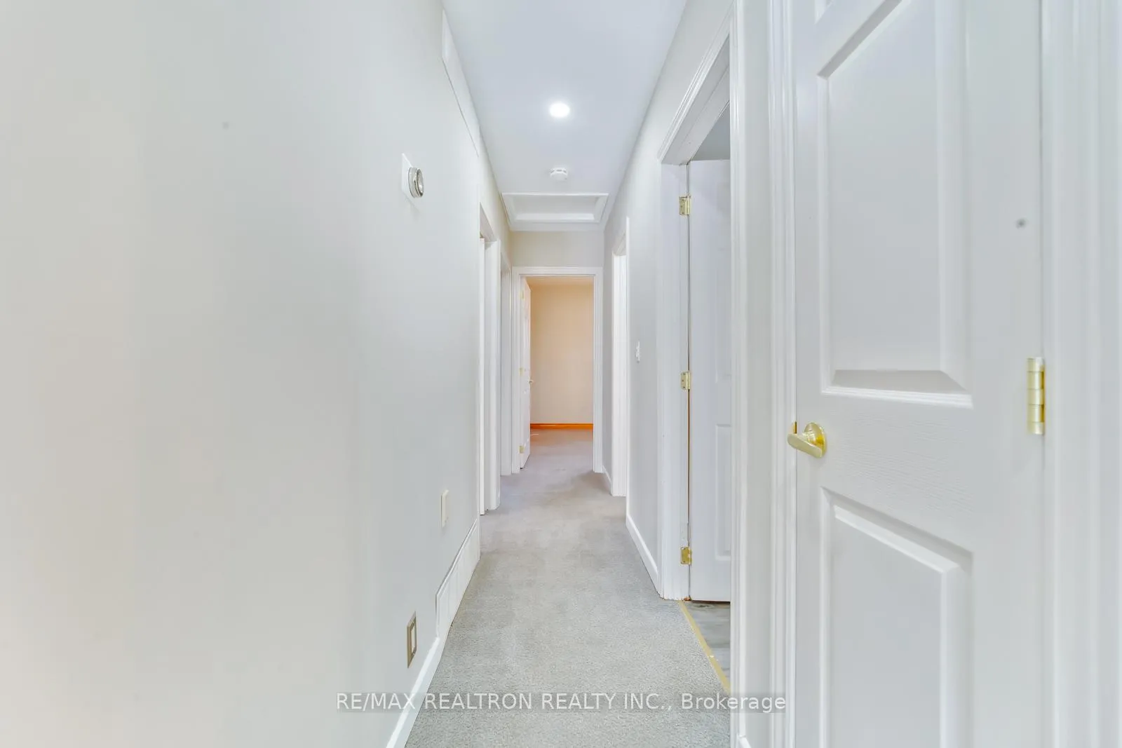 Photo 11 of 85 Thorncliffe Street, Oshawa, Donevan — HOMEH