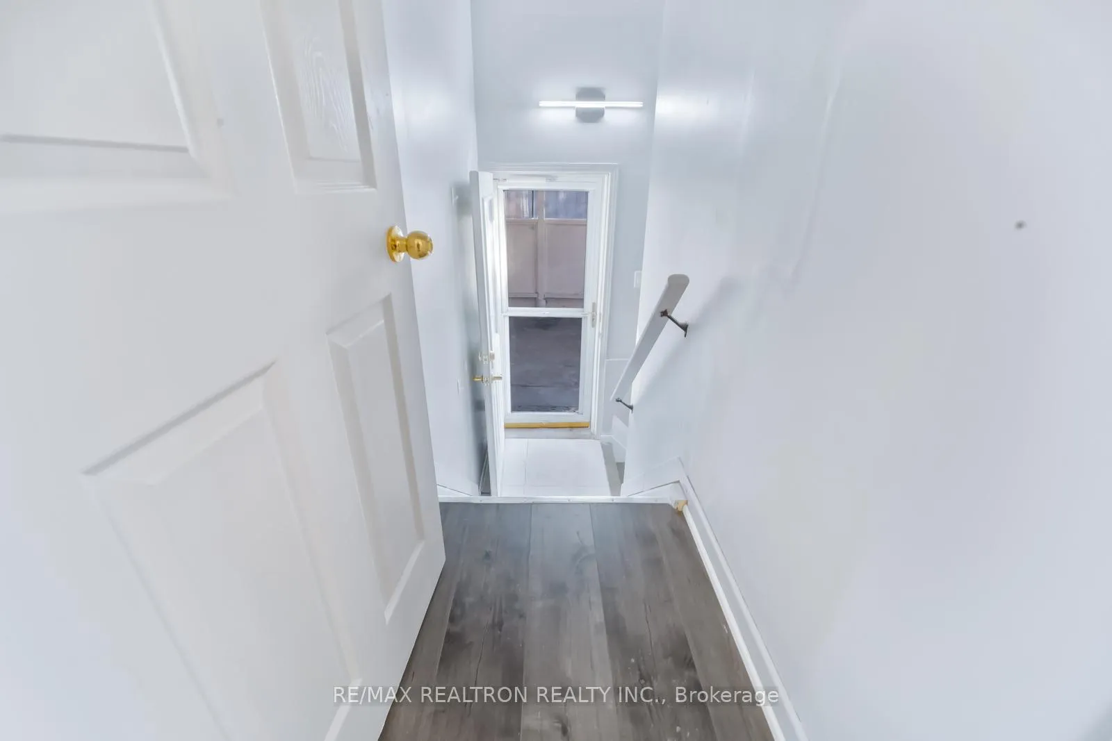 Photo 23 of 85 Thorncliffe Street, Oshawa, Donevan — HOMEH