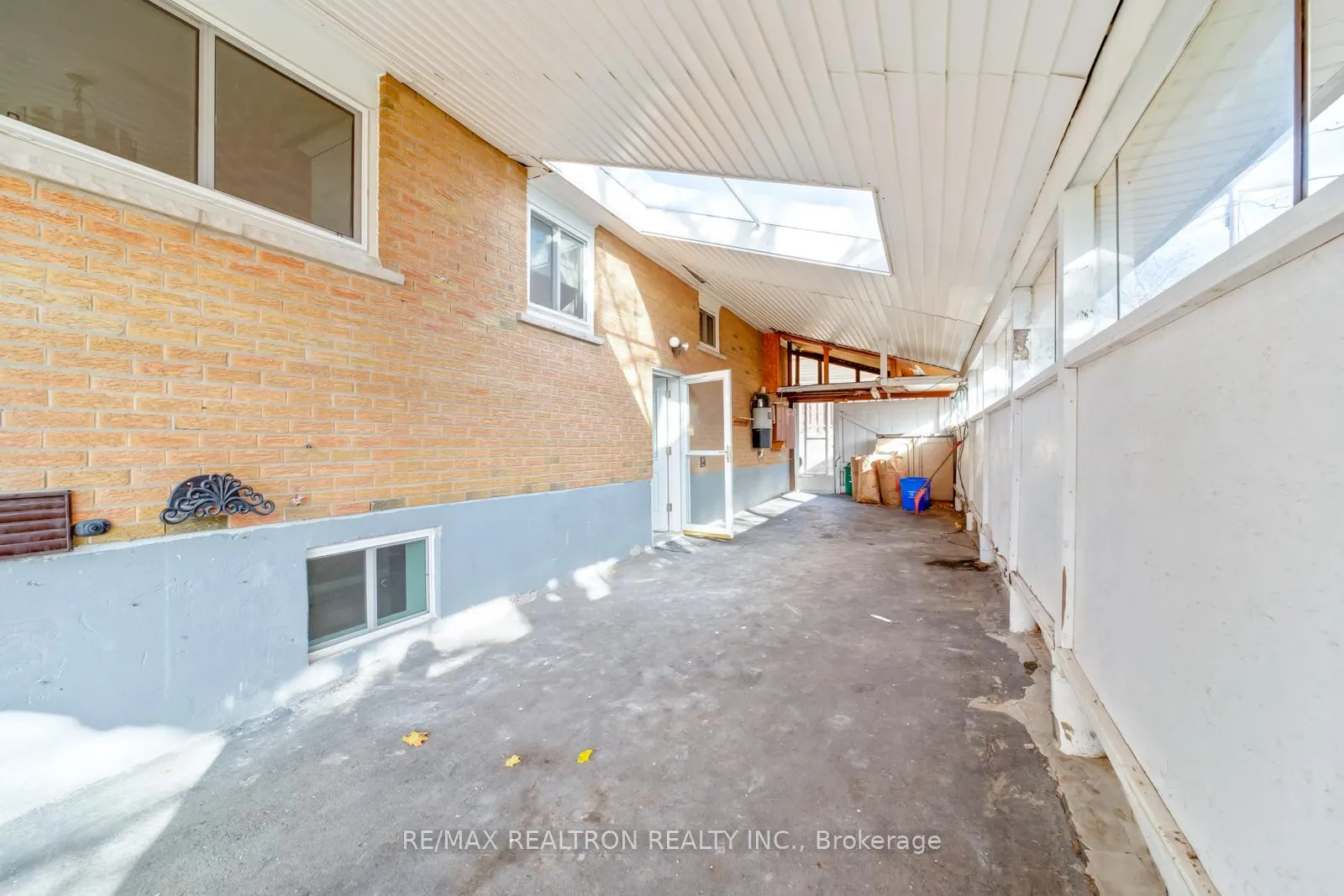 Photo 24 of 85 Thorncliffe Street, Oshawa, Donevan — HOMEH