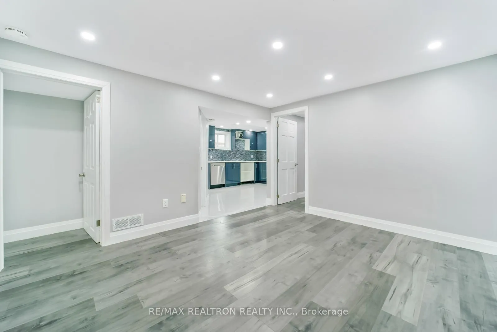 Photo 29 of 85 Thorncliffe Street, Oshawa, Donevan — HOMEH
