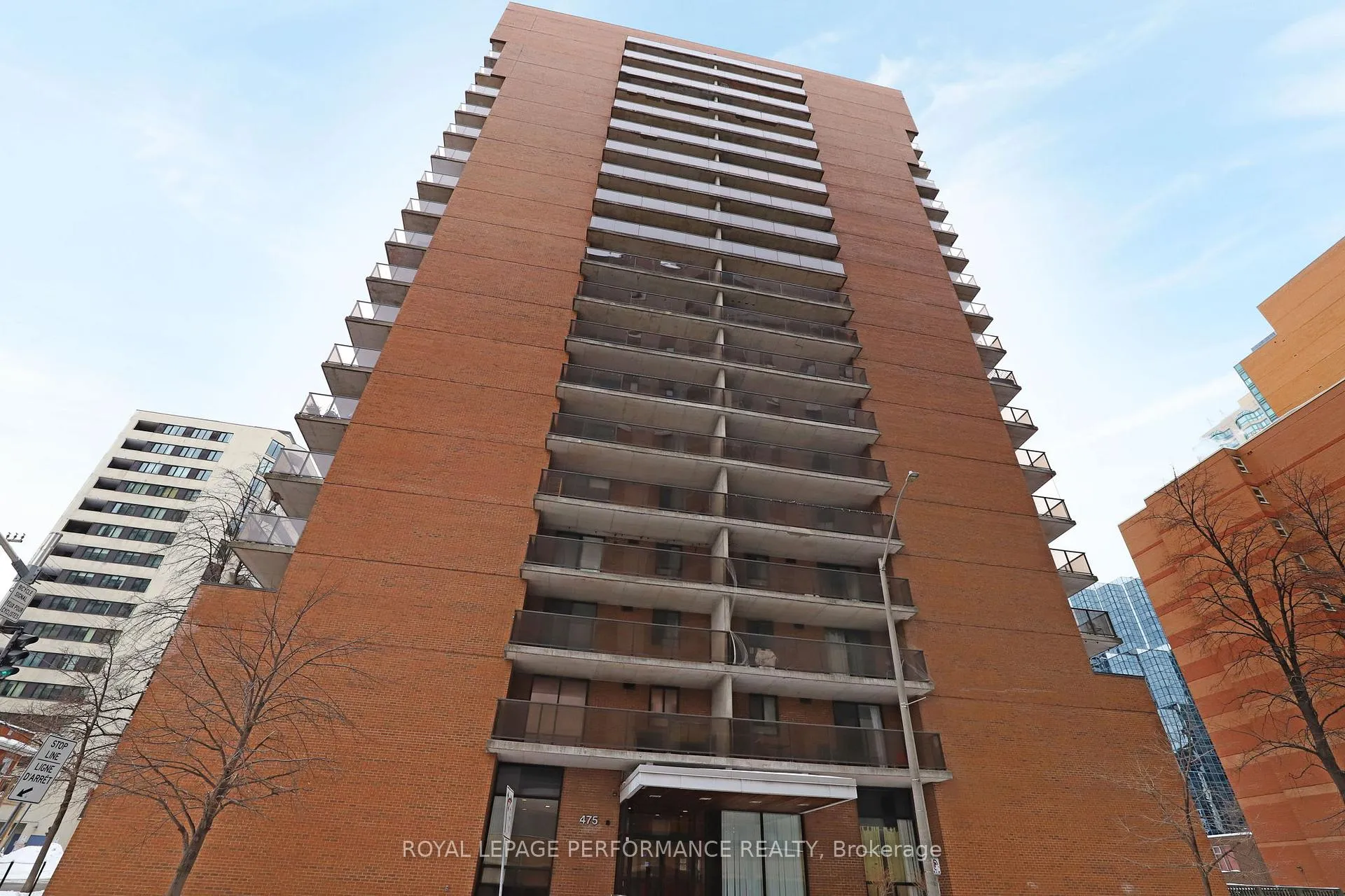 Front of Unit 503, 475 Laurier Avenue W
