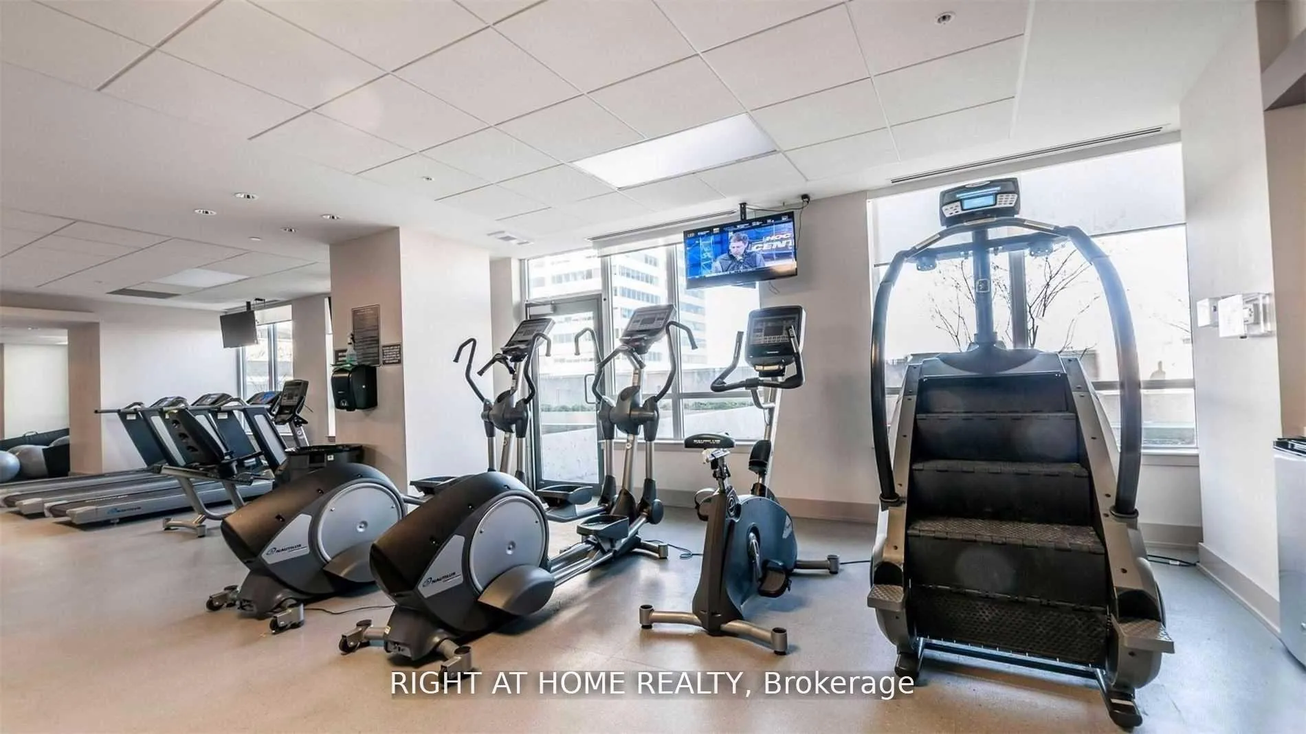 Photo 19 of Unit 606, 7171 Yonge Street, Markham, Thornhill — HOMEH