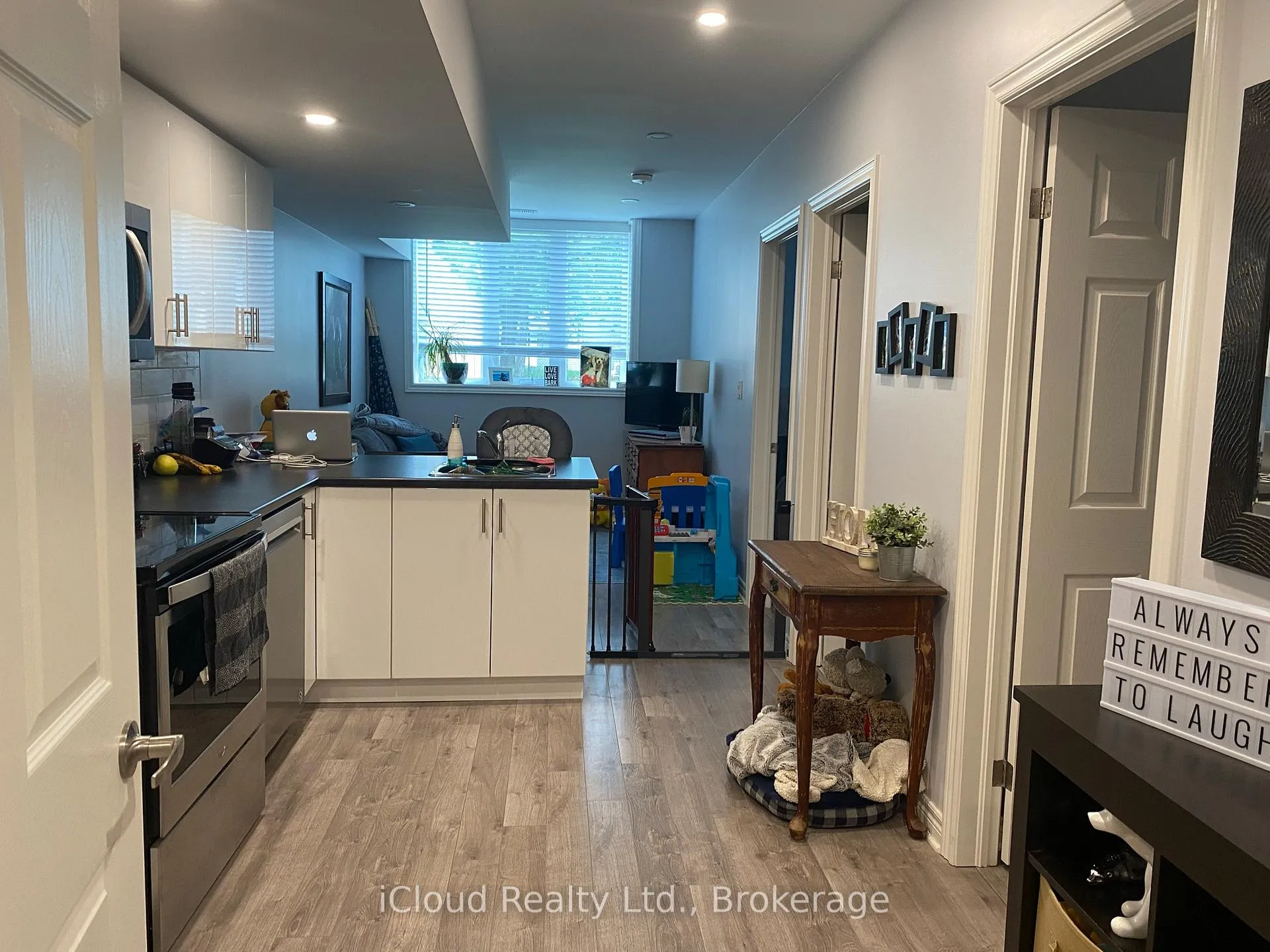 Photo 5 of Unit 2, 10A Lloyd Street, St. Catharines, Western Hill — HOMEH
