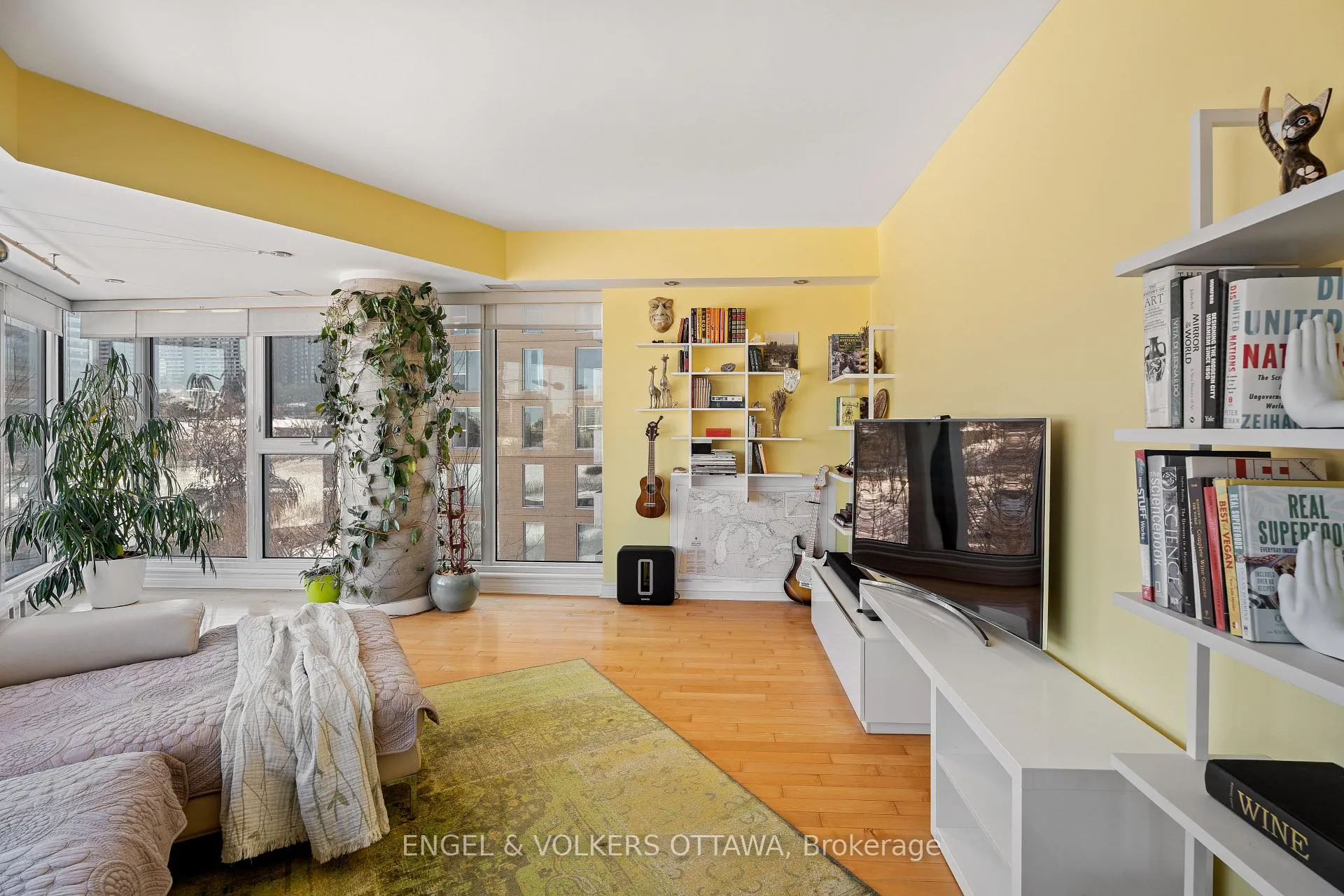 Photo 6 of Unit 405, 200 Lett Street, Ottawa, West Centre Town — HOMEH