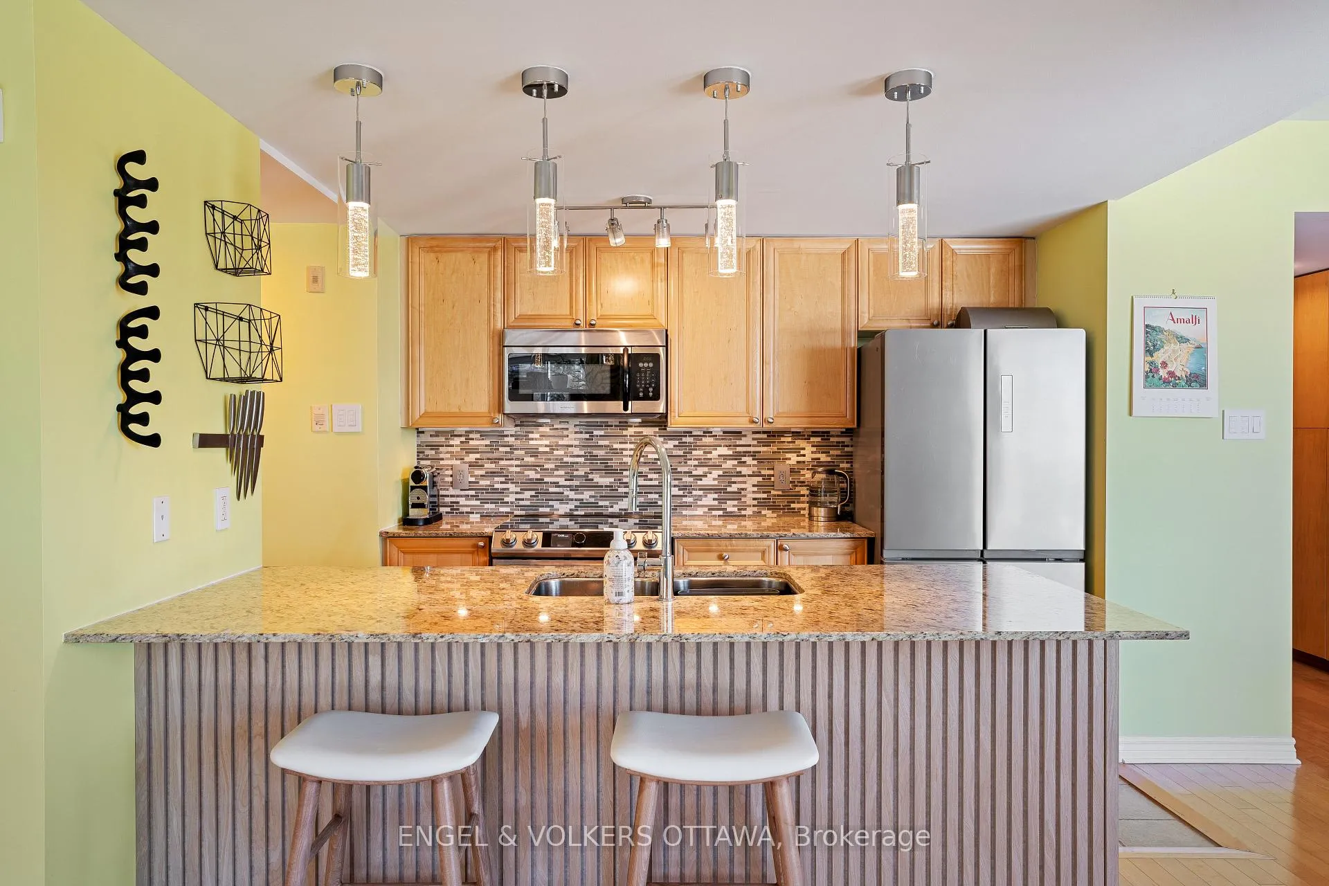 Photo 10 of Unit 405, 200 Lett Street, Ottawa, West Centre Town — HOMEH
