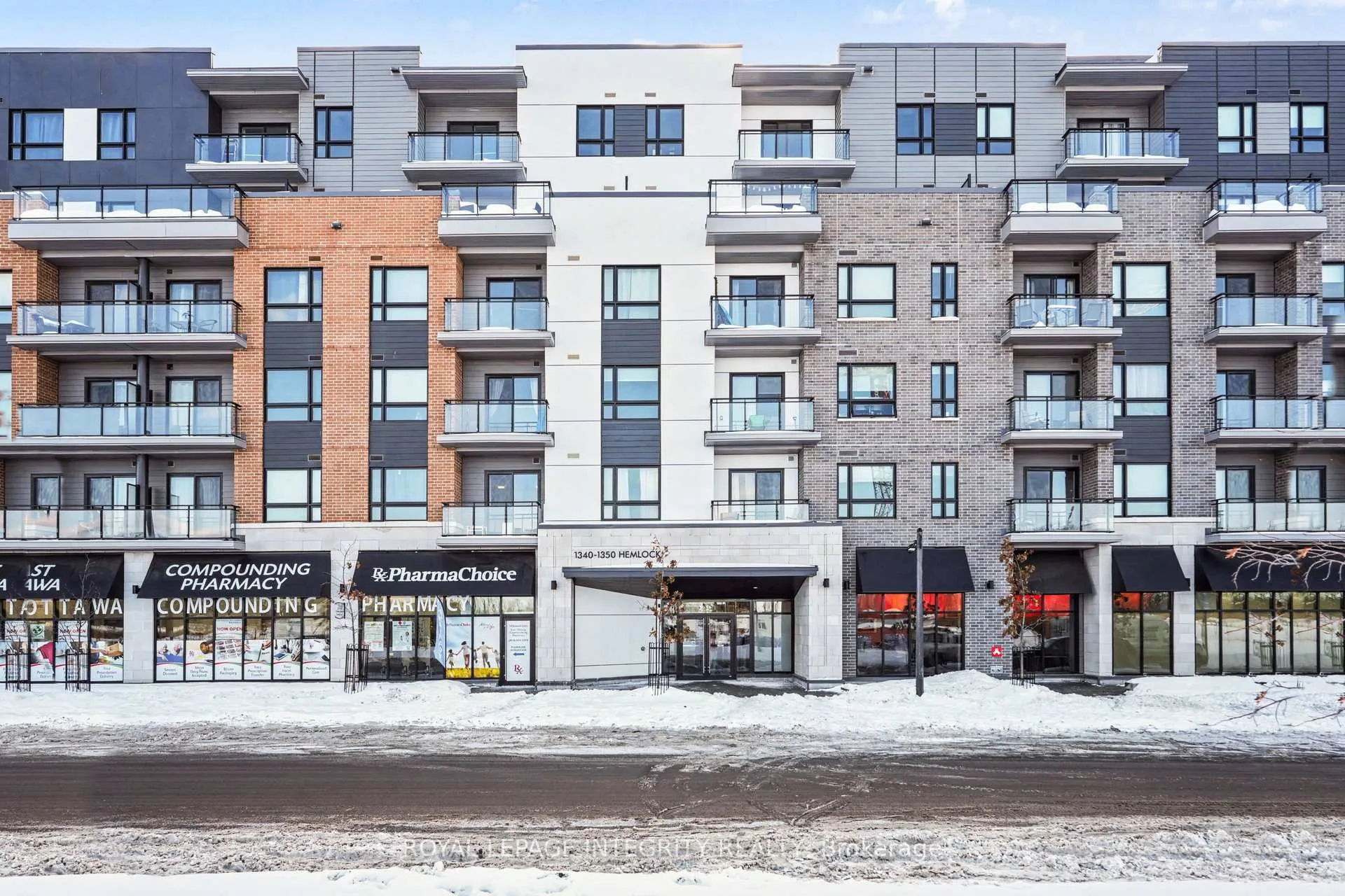 Photo 1 of Unit 217, 1350 Hemlock Road, Ottawa, CFB Rockcliffe and Area — HOMEH