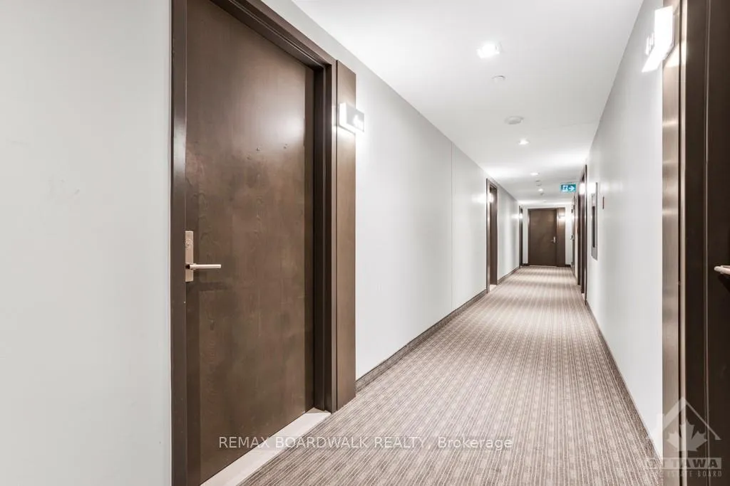 Photo 3 of Unit 409, 411 Mackay Street, Ottawa, Lindenlea — HOMEH