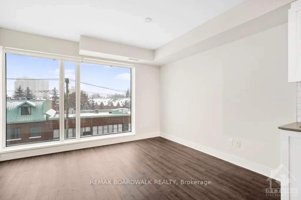 Photo 10 of Unit 409, 411 Mackay Street, Ottawa, Lindenlea — HOMEH