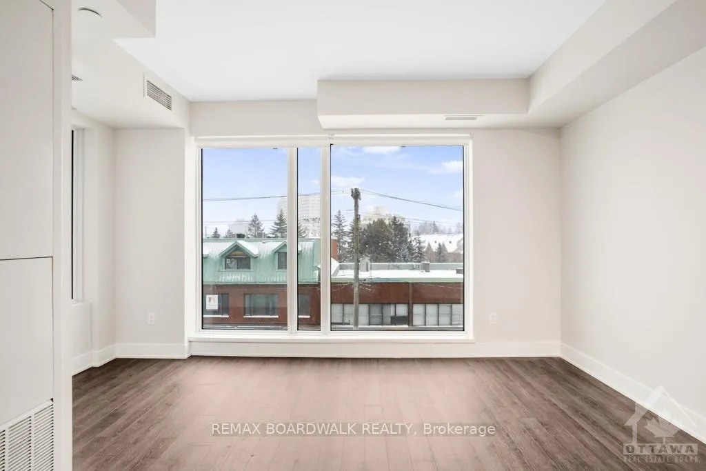 Photo 11 of Unit 409, 411 Mackay Street, Ottawa, Lindenlea — HOMEH