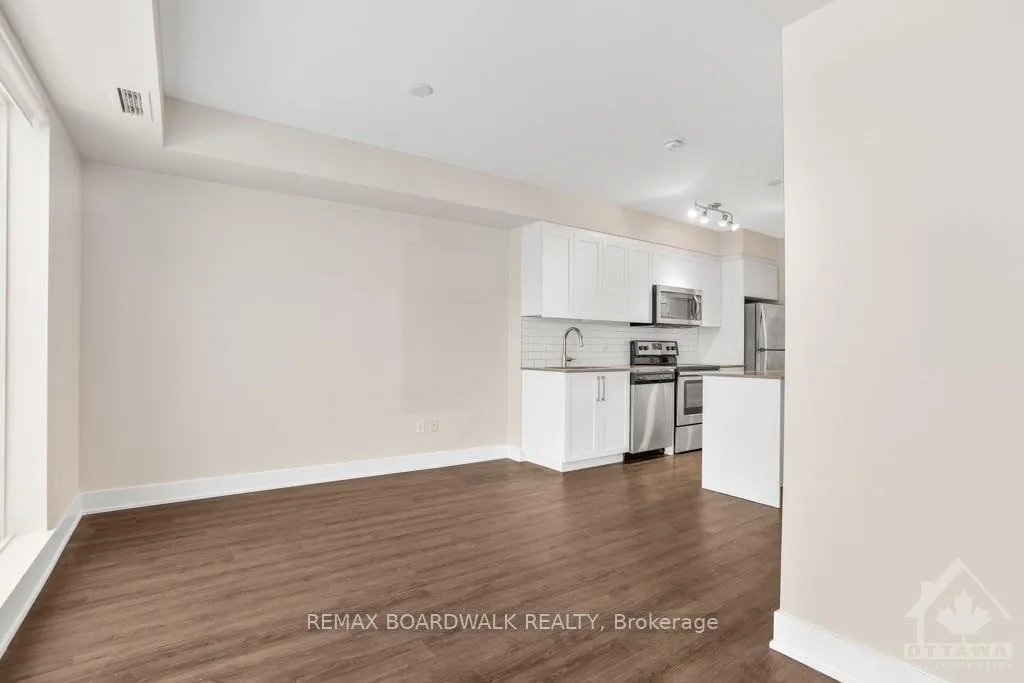 Photo 13 of Unit 409, 411 Mackay Street, Ottawa, Lindenlea — HOMEH