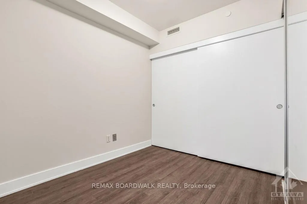 Photo 20 of Unit 409, 411 Mackay Street, Ottawa, Lindenlea — HOMEH