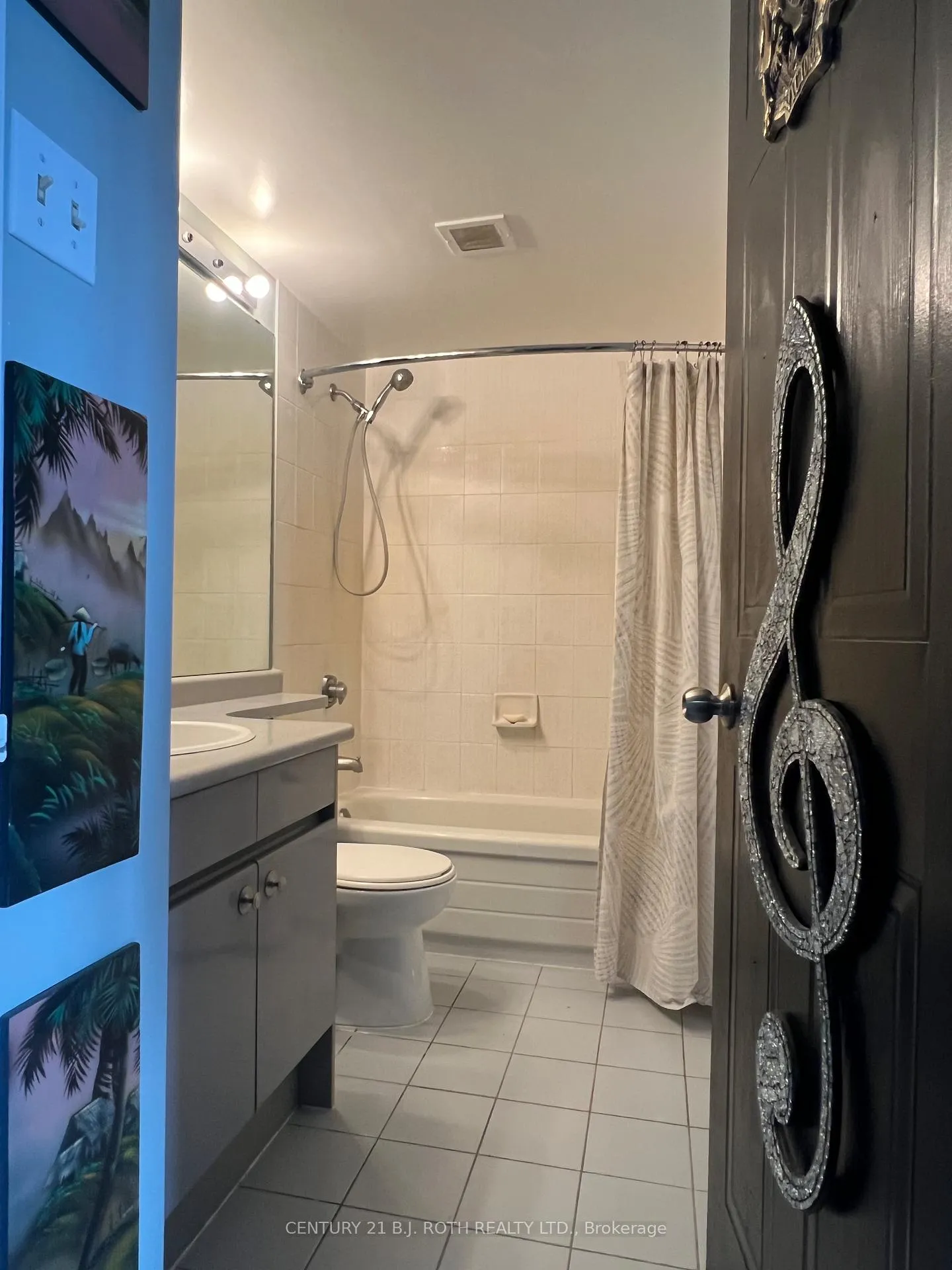 Photo 8 of Unit 1101, 75 Ellen Street, Barrie, City Centre — HOMEH