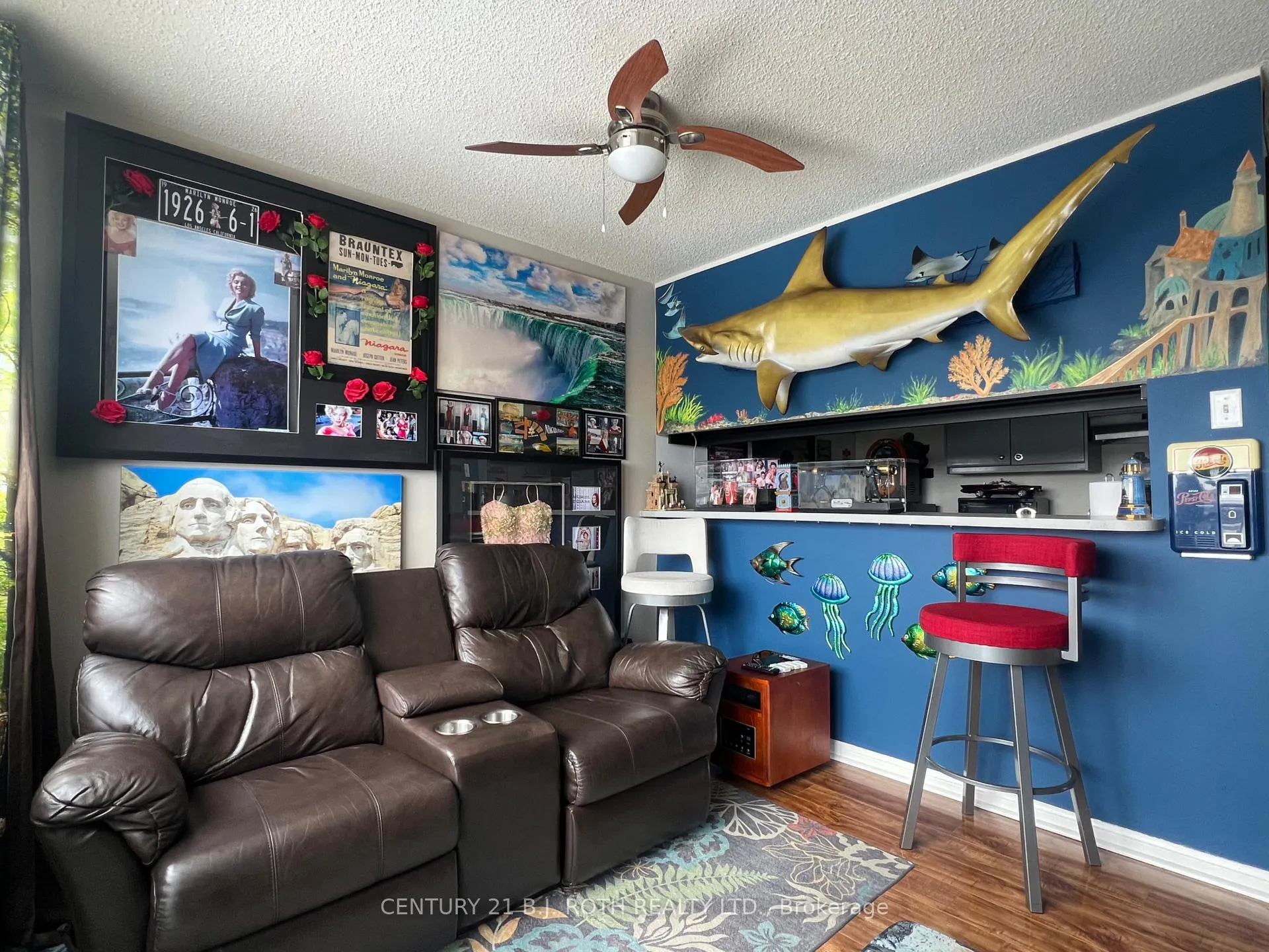 Photo 13 of Unit 1101, 75 Ellen Street, Barrie, City Centre — HOMEH