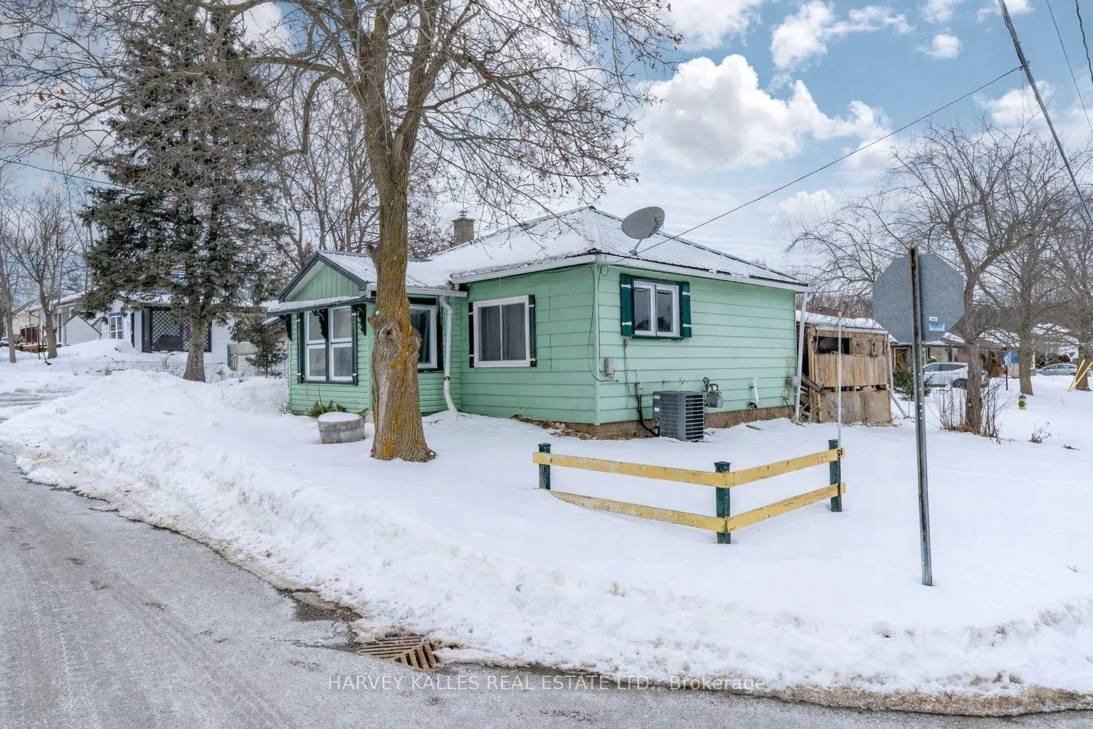 Photo 1 of 30 Maitland Street, Prince Edward County, Picton Ward — HOMEH