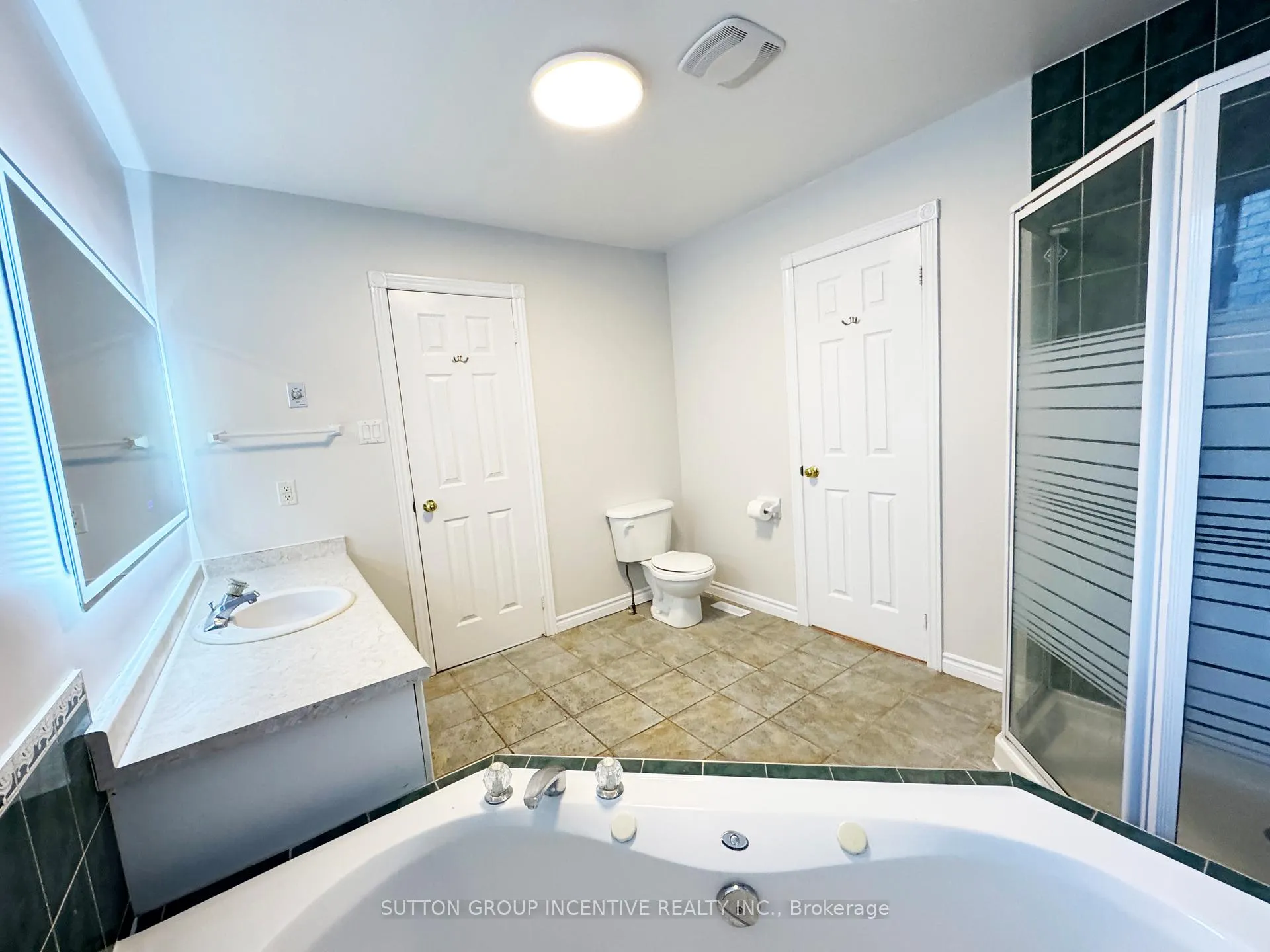 Photo 18 of 18 Forest Dale Drive, Barrie, Little Lake — HOMEH