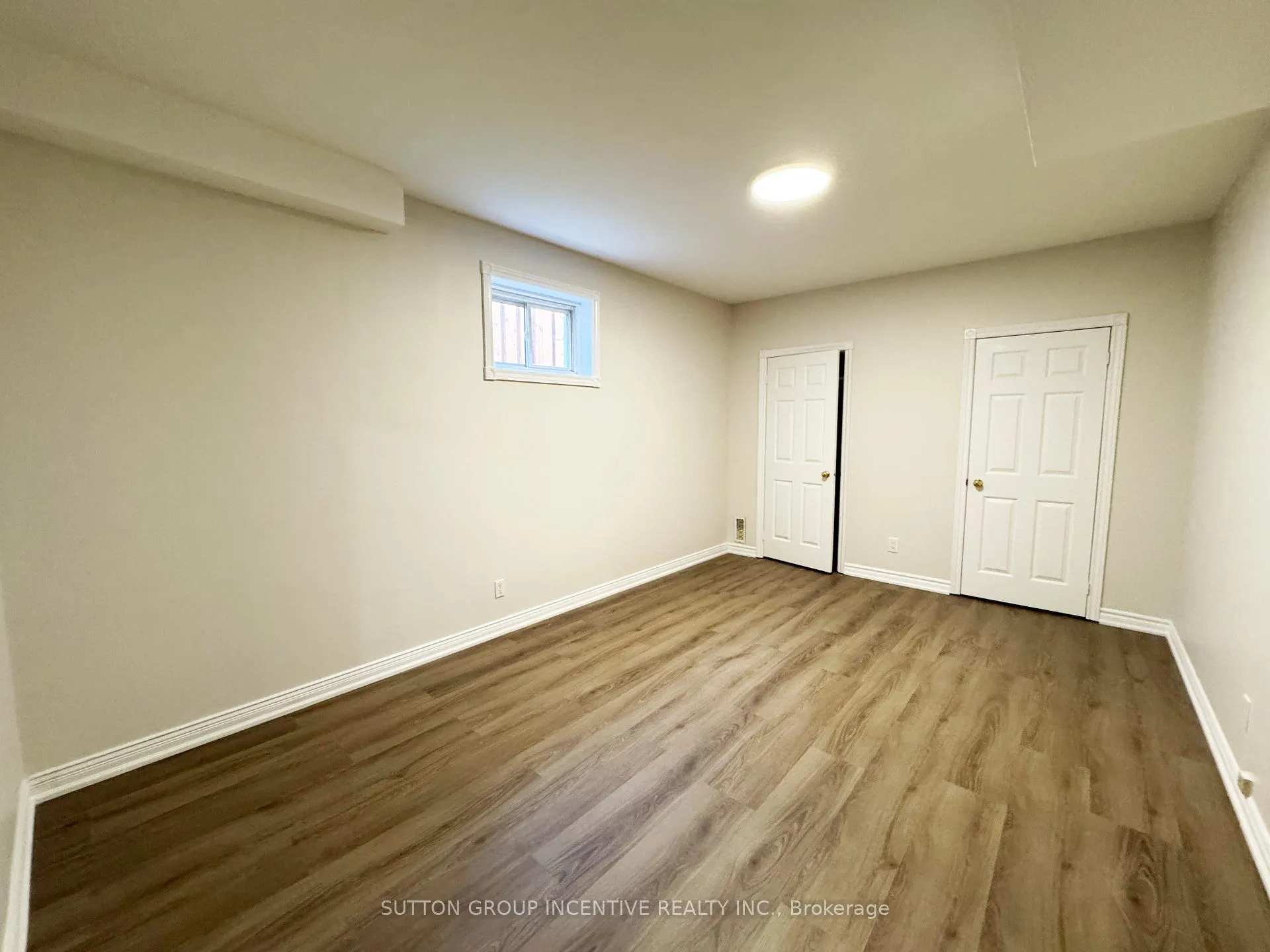 Photo 28 of 18 Forest Dale Drive, Barrie, Little Lake — HOMEH