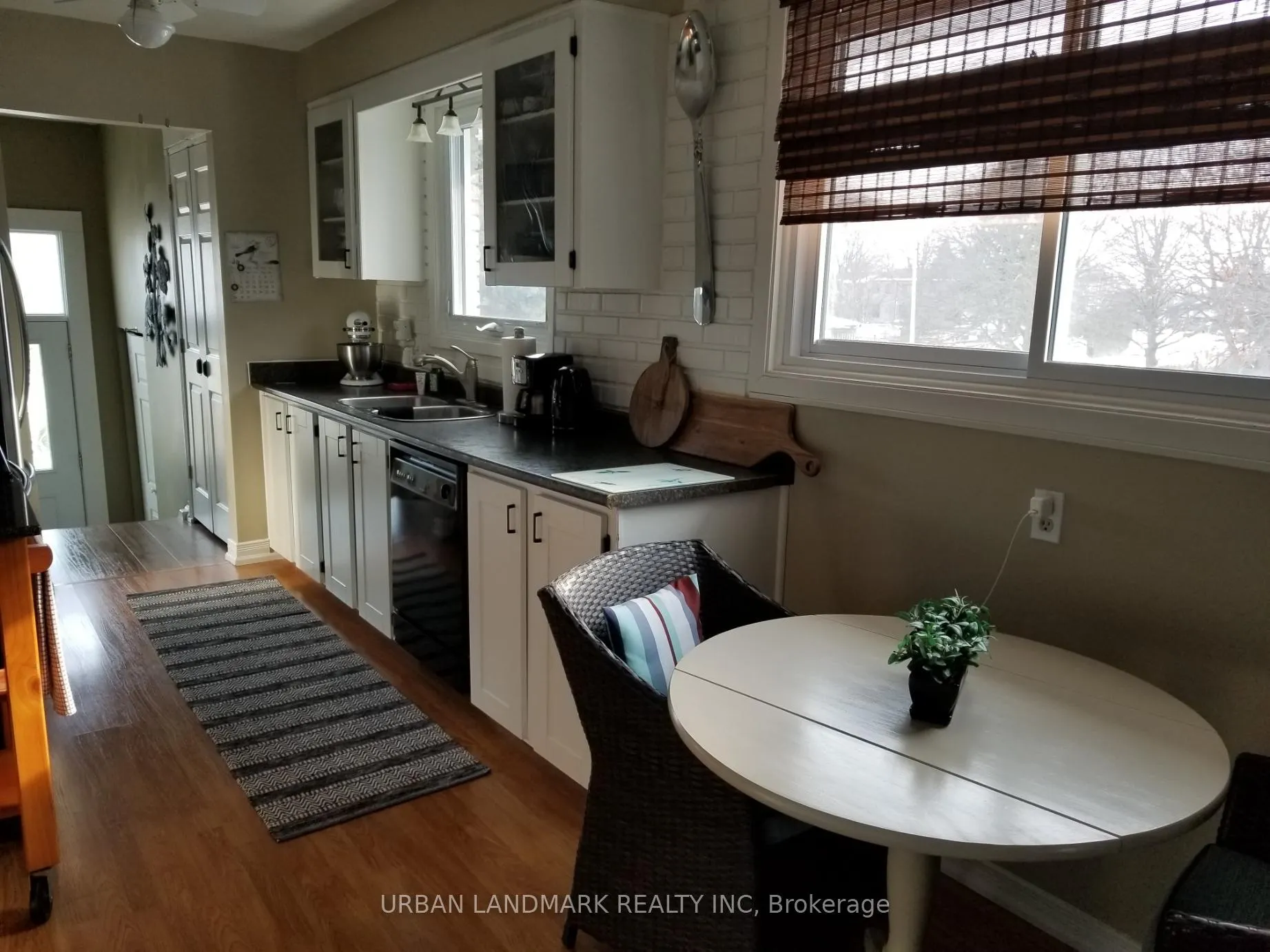 Photo 3 of 83 Lawrence Crescent, Clarington, Bowmanville — HOMEH