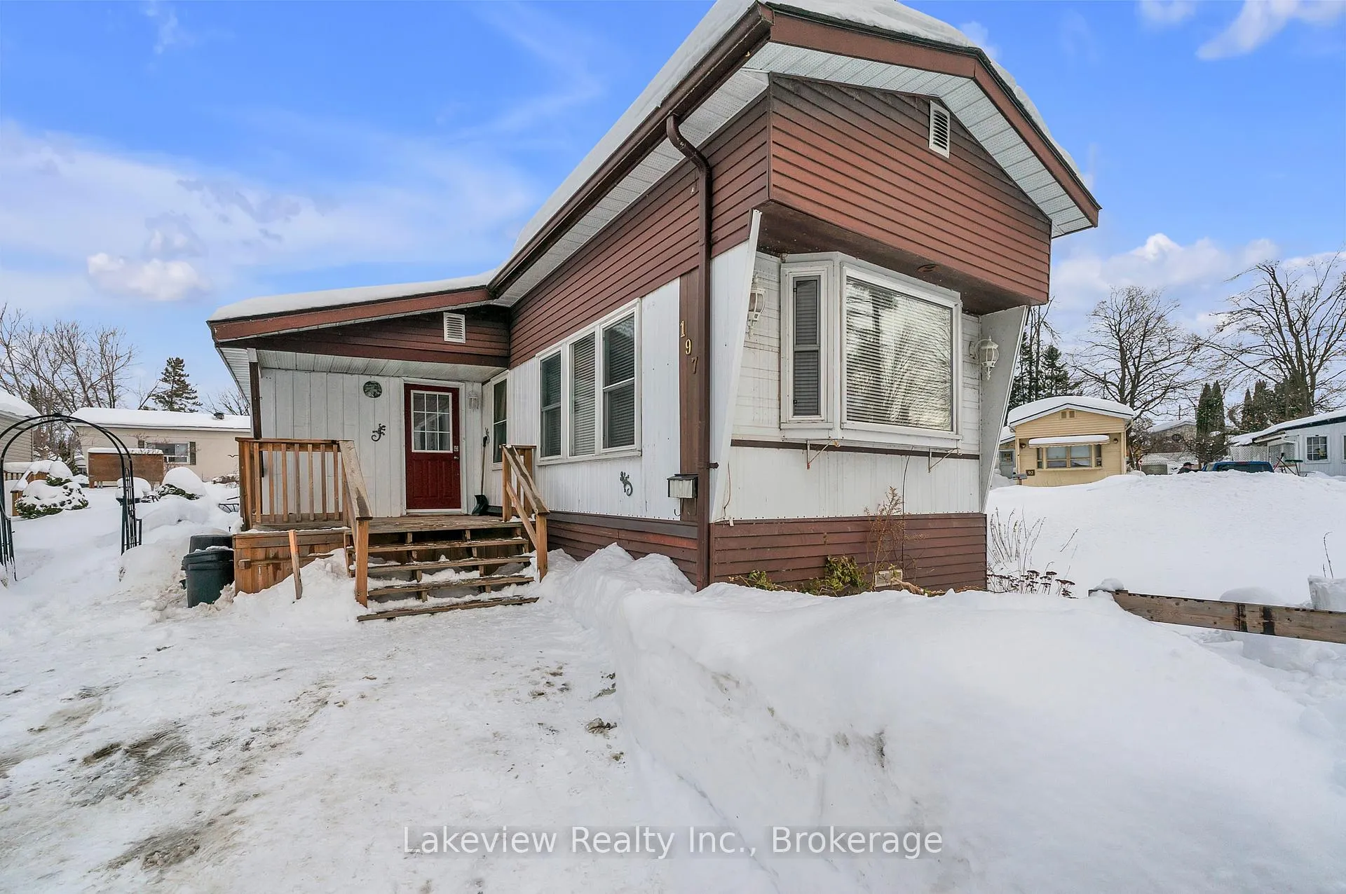 Photo 1 of 197 Cree Lane S, Orillia — HOMEH