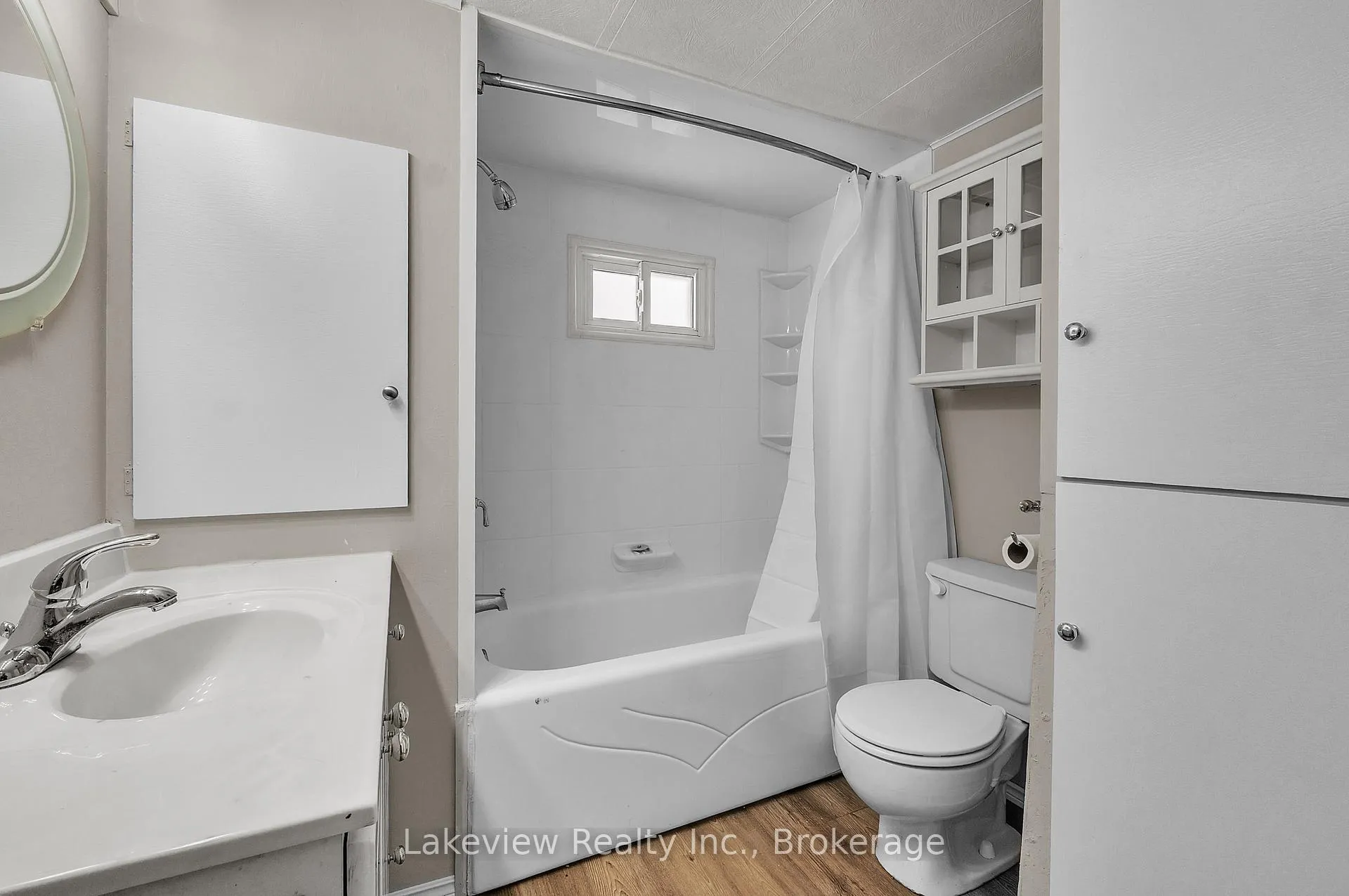 Photo 6 of 197 Cree Lane S, Orillia — HOMEH