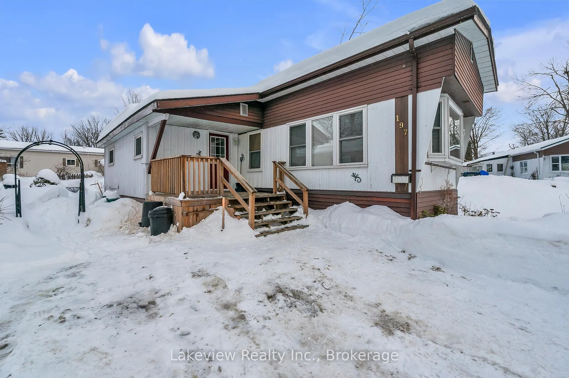 Photo 13 of 197 Cree Lane S, Orillia — HOMEH