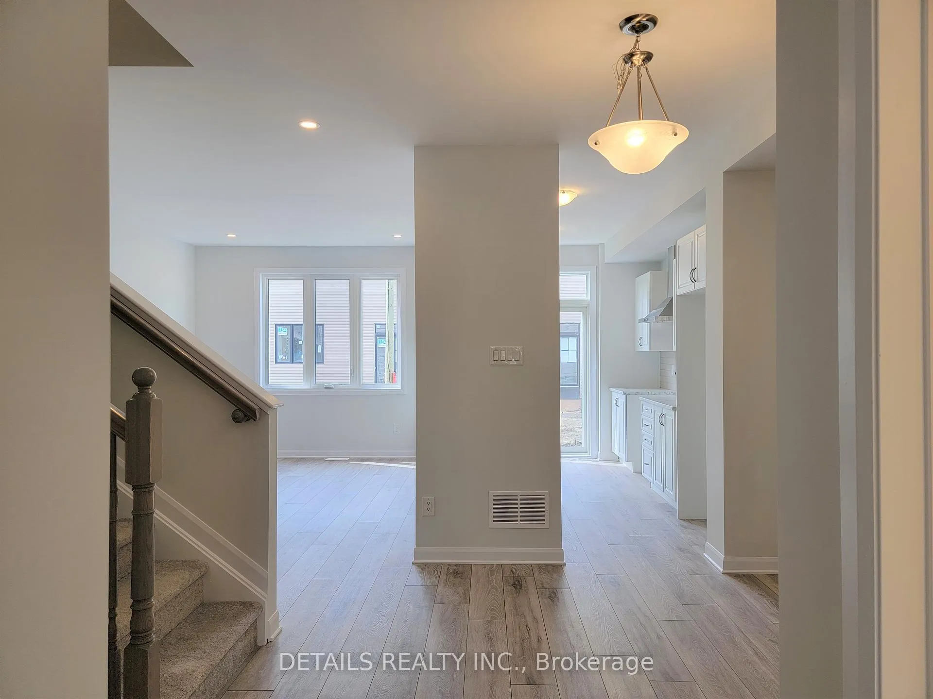 Photo 2 of 235 Calvington Avenue, Ottawa, Kanata - Kanata Lakes/Heritage Hills — HOMEH