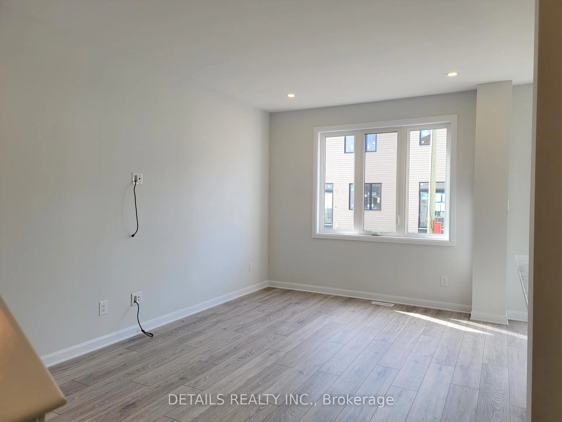 Photo 4 of 235 Calvington Avenue, Ottawa, Kanata - Kanata Lakes/Heritage Hills — HOMEH